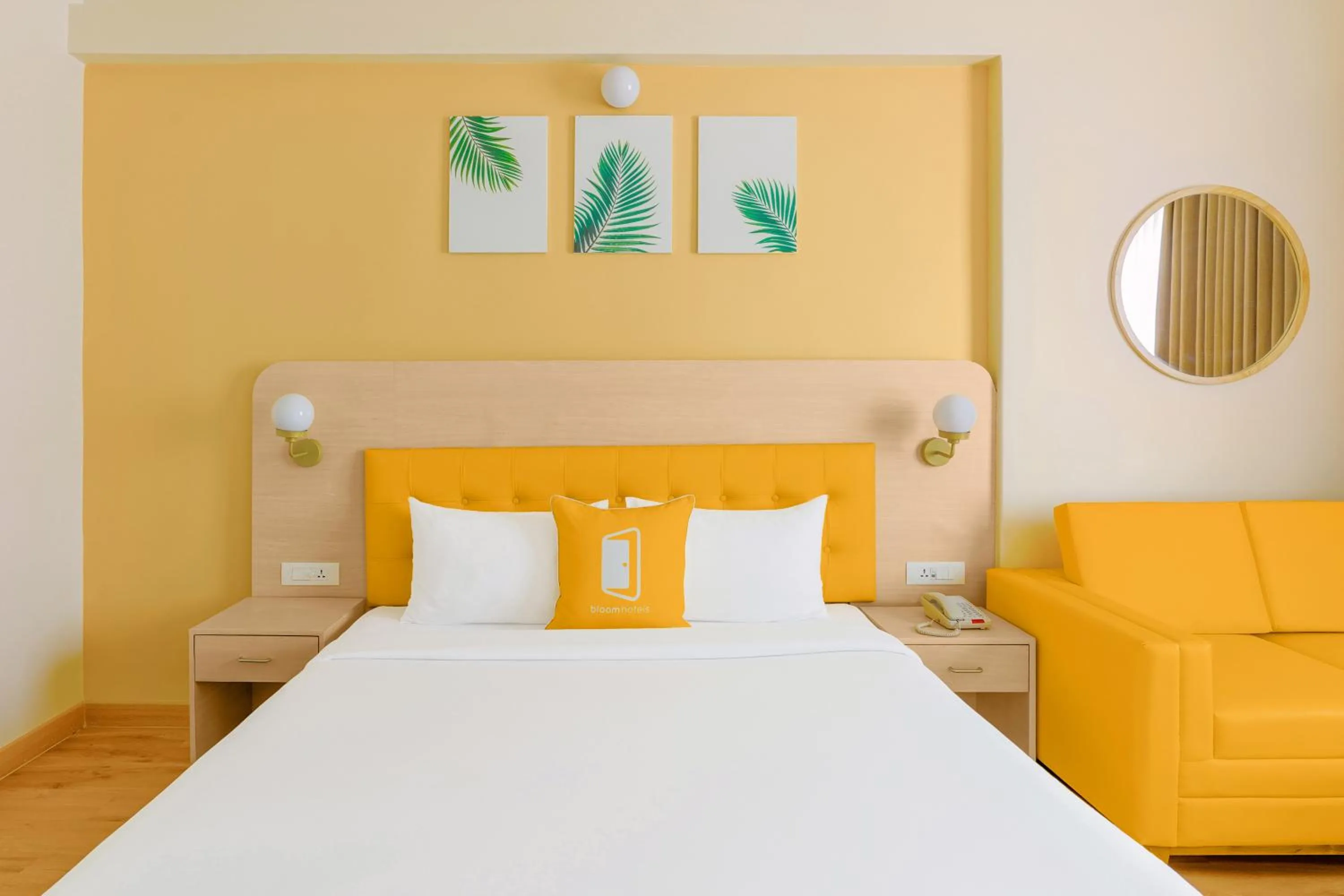 Bedroom, Bed in Bloom Hotel - Katra