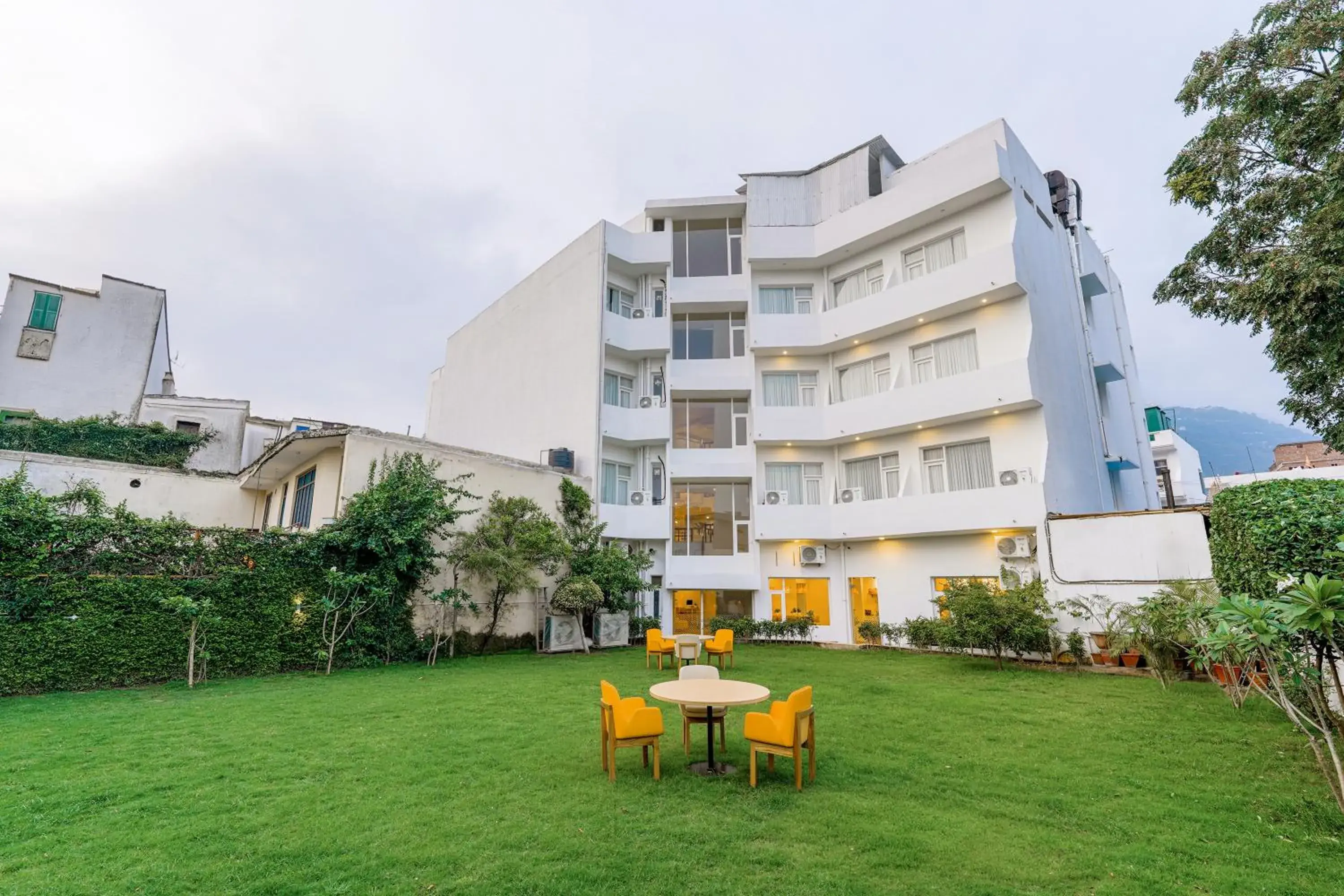 Property building in Bloom Hotel - Katra Property building in Bloom Hotel - Katra