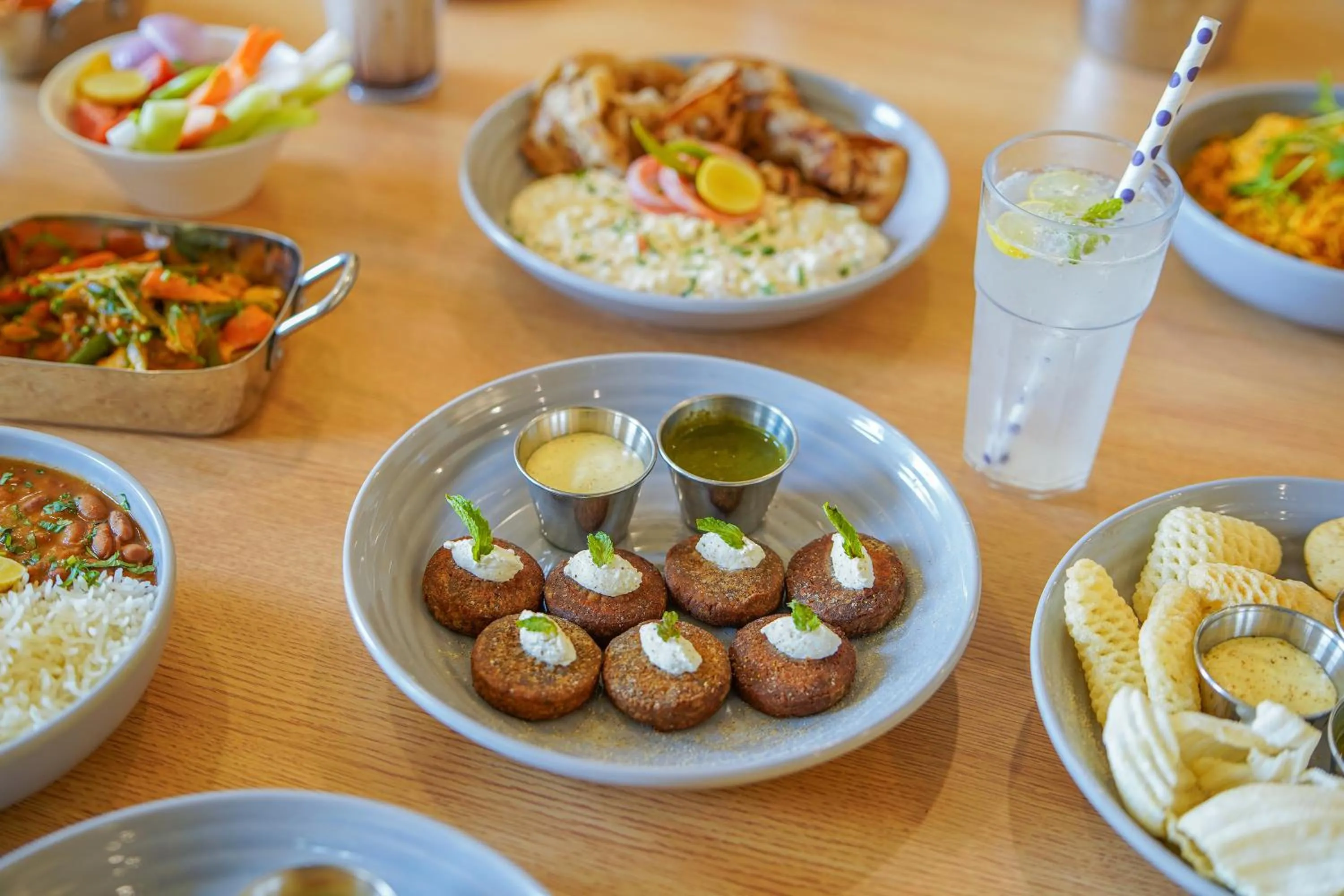 Food in Bloom Hotel - Katra