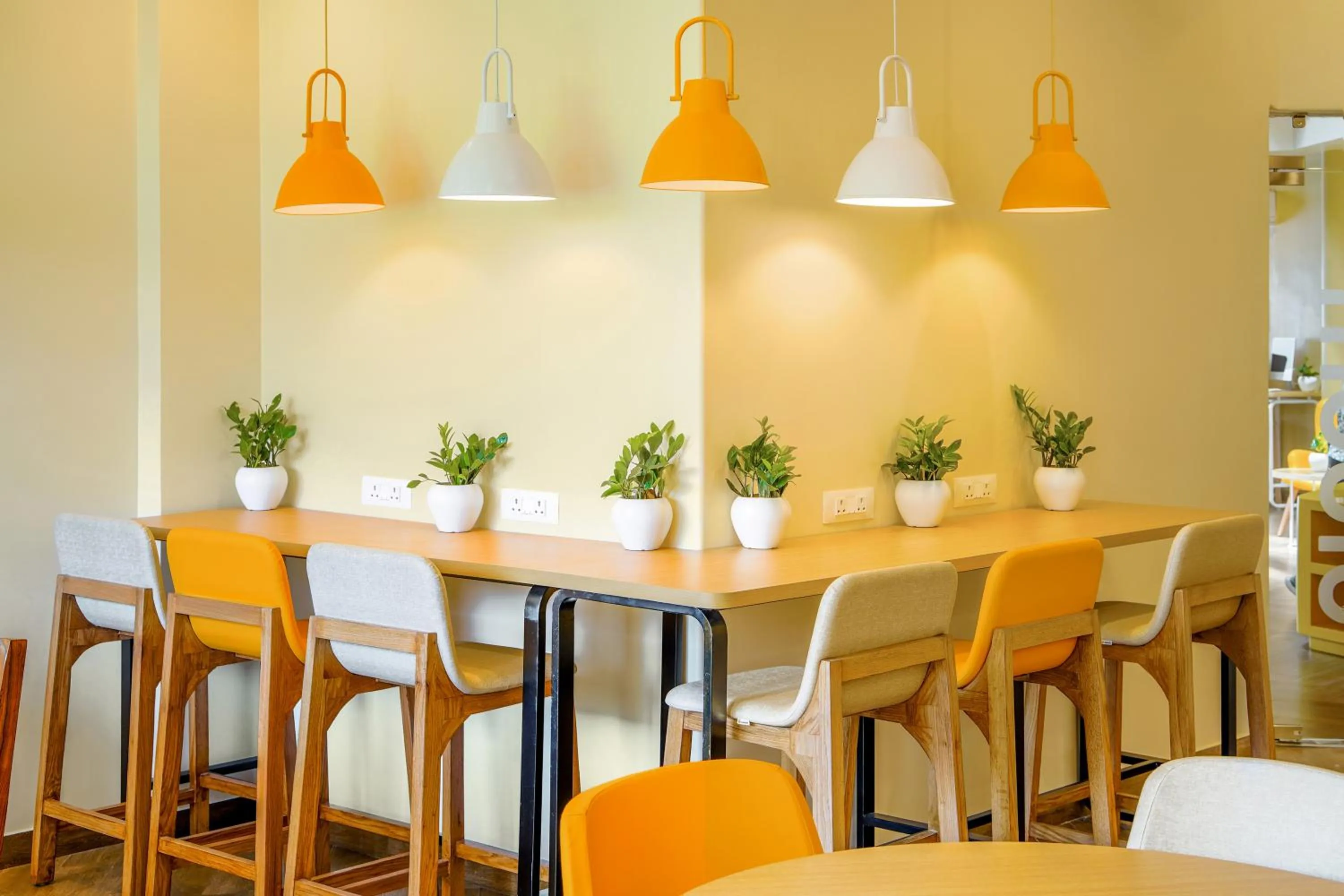 Restaurant/places to eat in Bloom Hotel - Katra