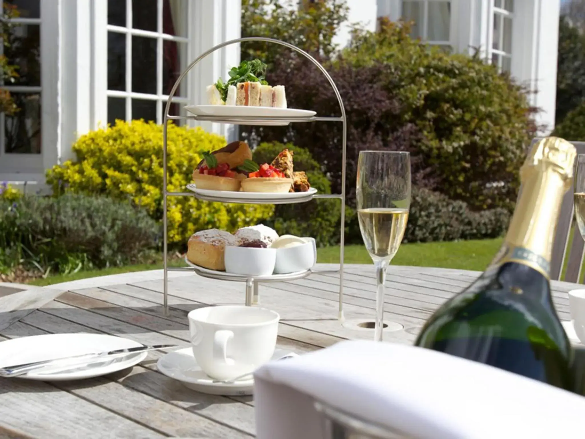 Food and drinks in Bedford Lodge Hotel & Spa Food and drinks in Bedford Lodge Hotel & Spa