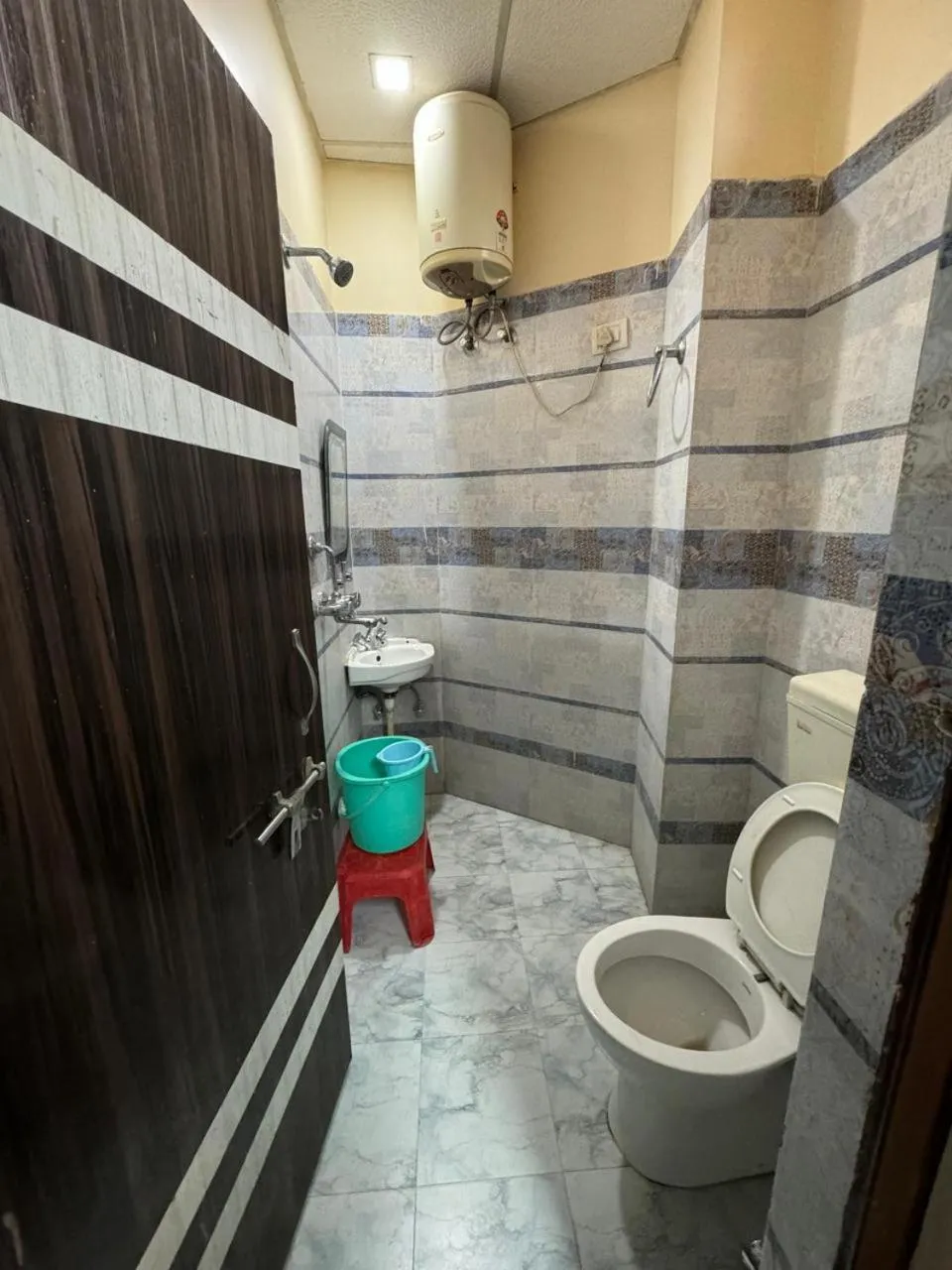 Shower in Hotel HM International