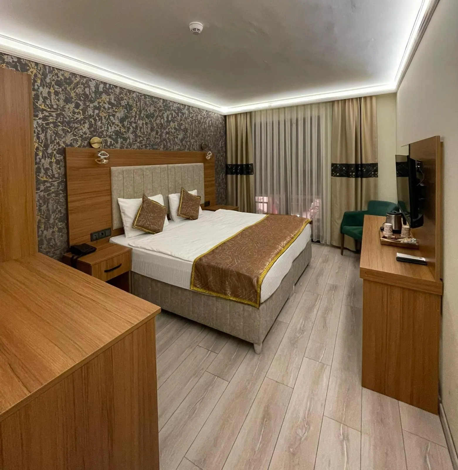 Bed in Golden Lux Hotel Antalya