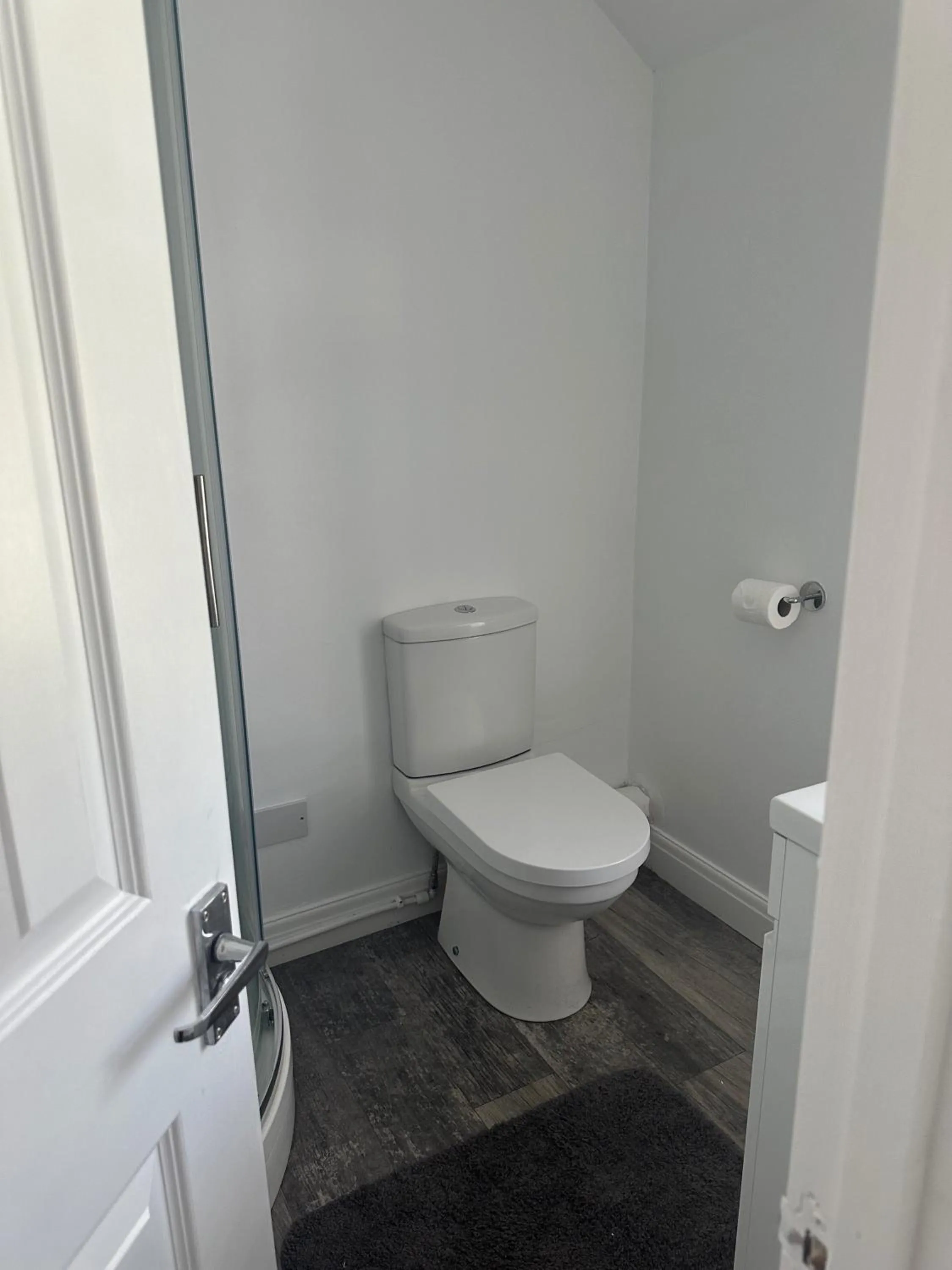 Studio - Sleeps 2 - Pets - Parking - Wifi