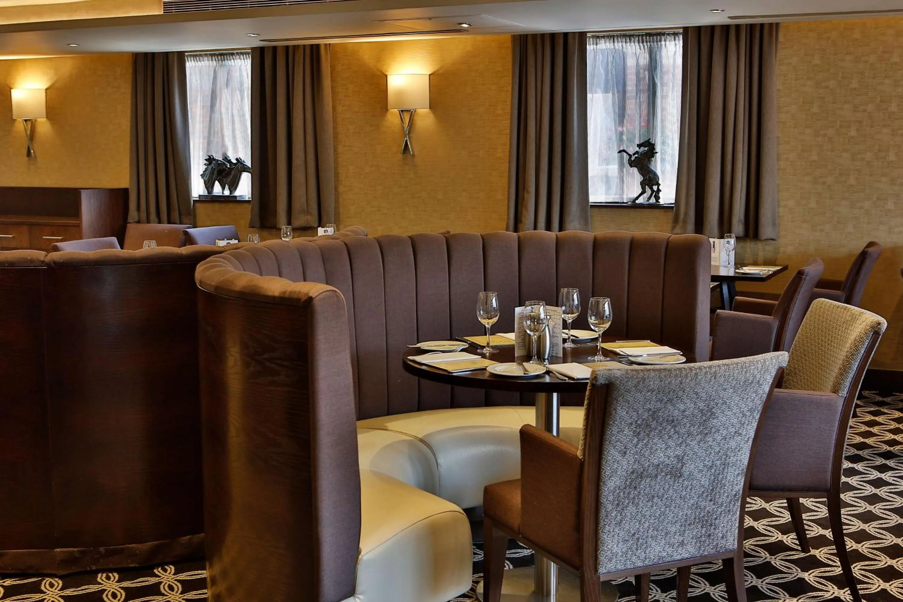 Restaurant/places to eat in Best Western Heath Court Hotel