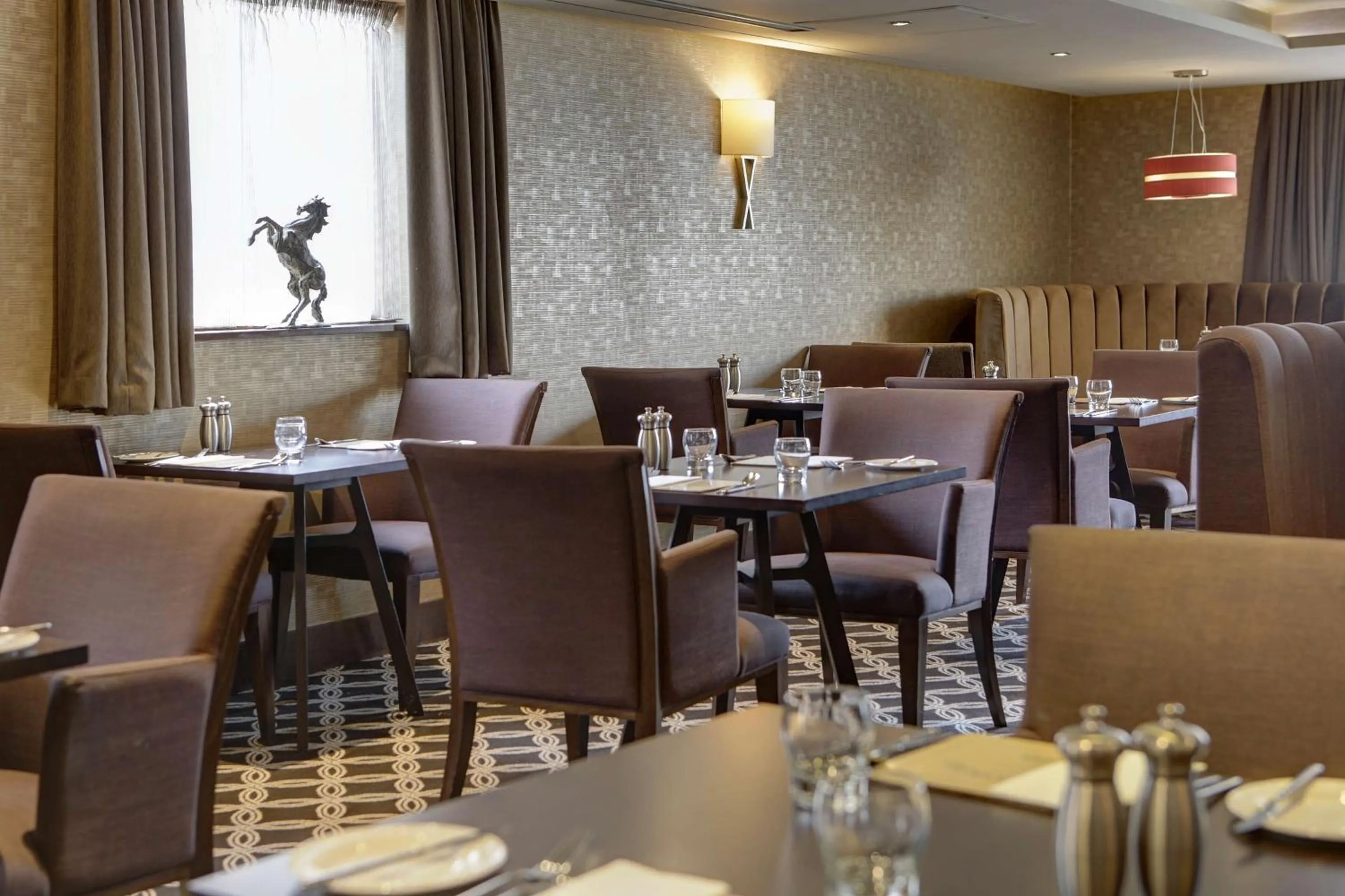 Restaurant/places to eat in Best Western Heath Court Hotel