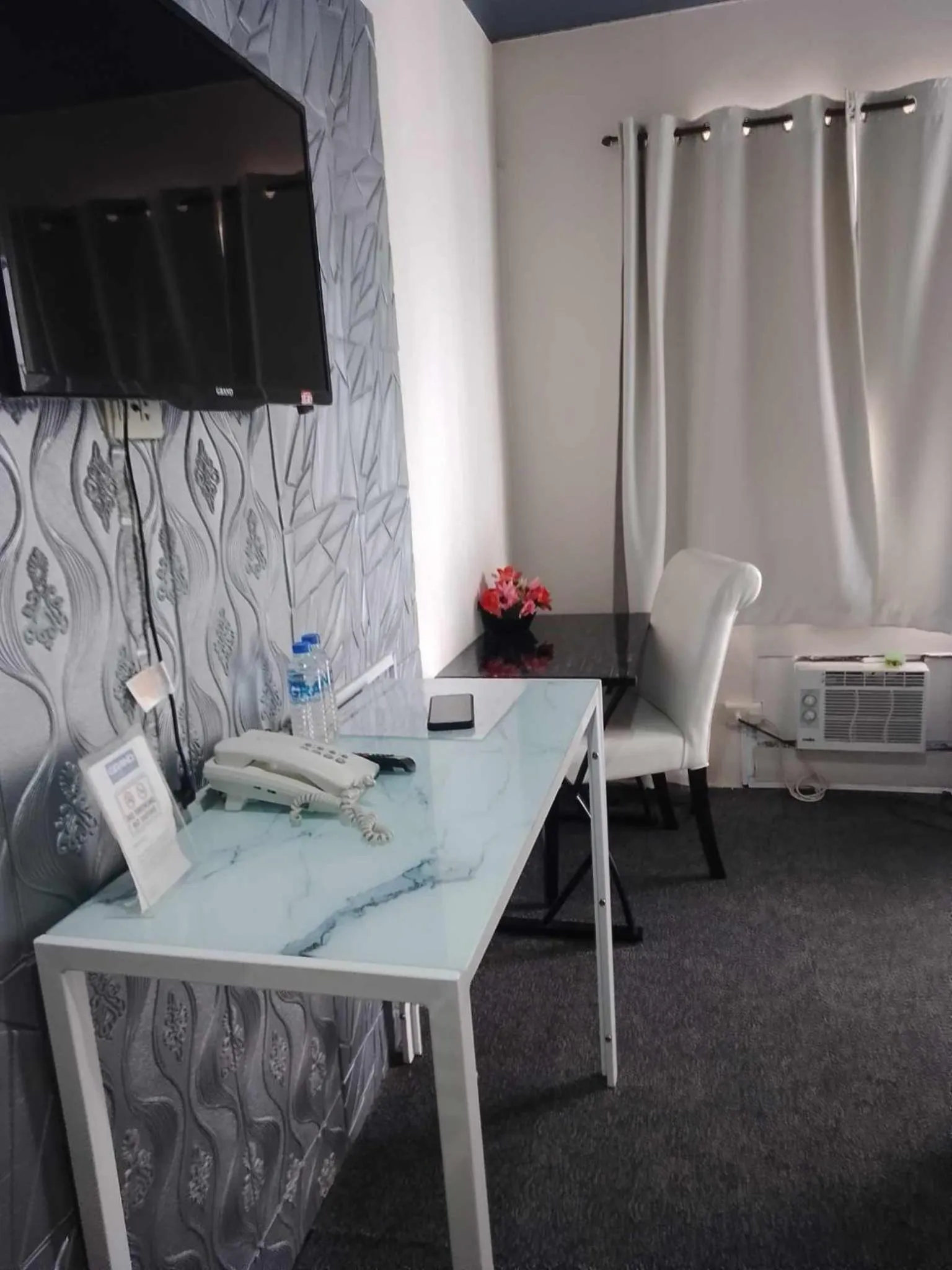 Double or Twin Room with Private Bathroom - single occupancy in Grand Peninsula