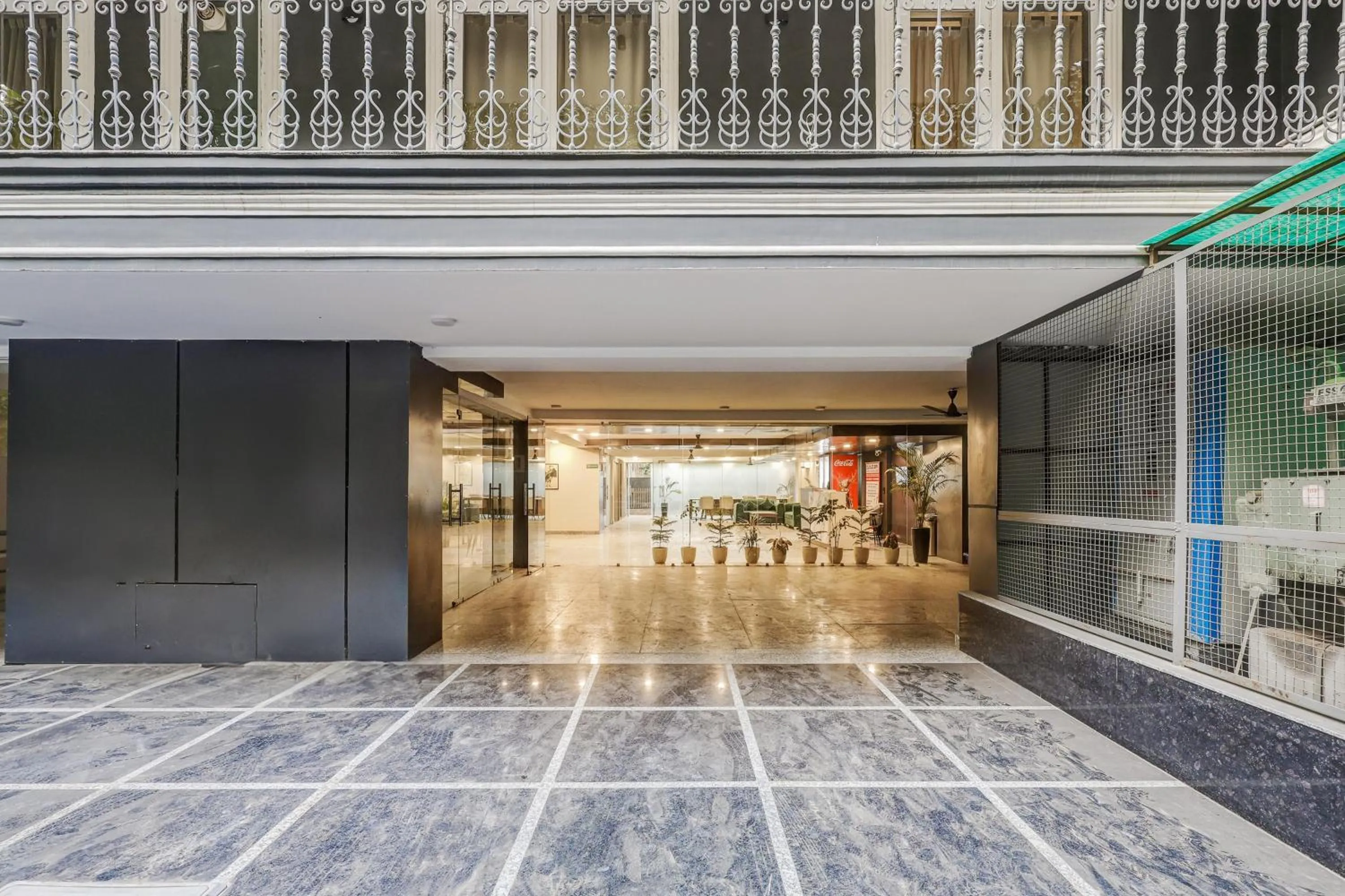 Facade/entrance in Super Townhouse Oak Udyog Vihar