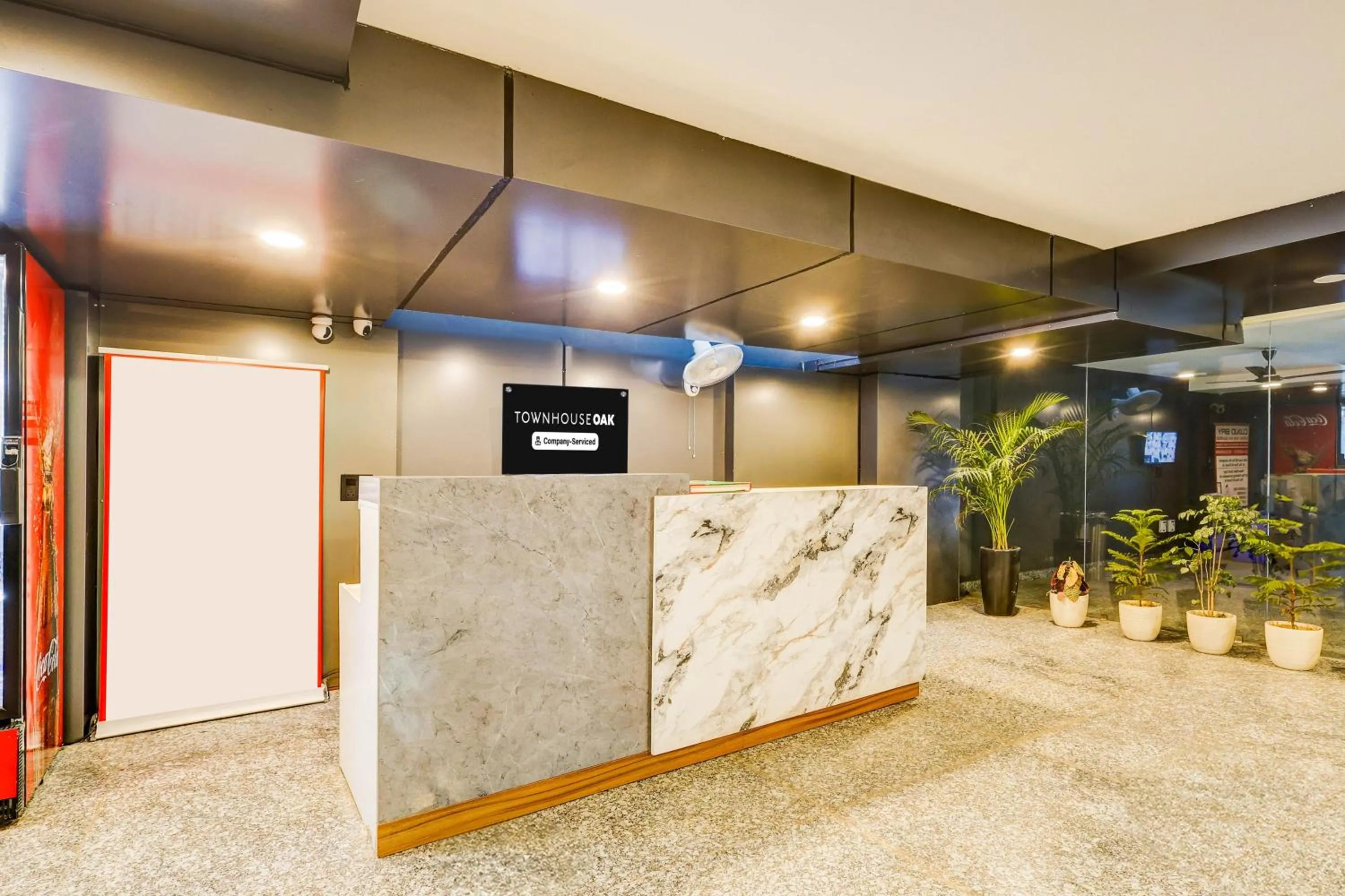 Lobby or reception in Super Townhouse Oak Udyog Vihar