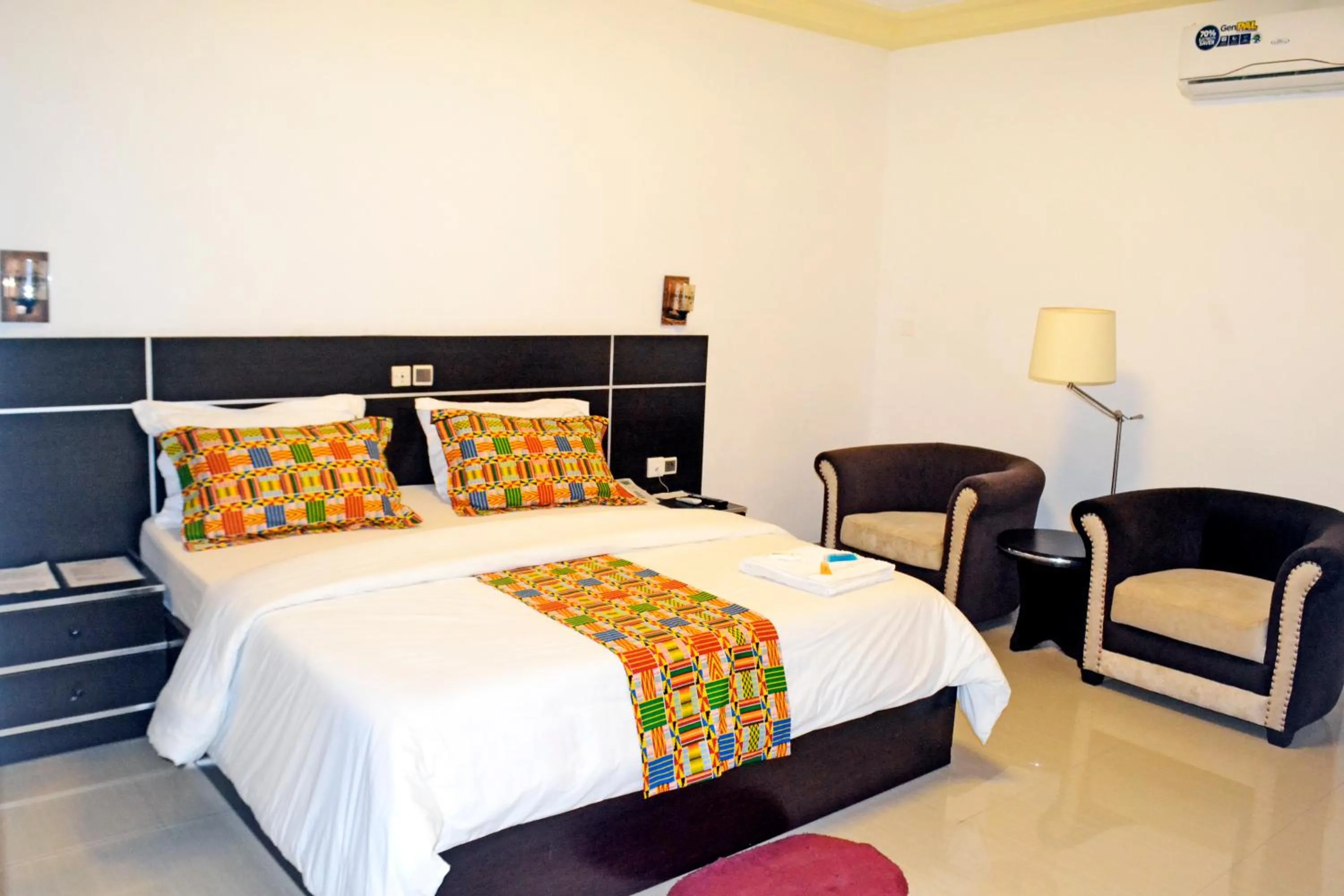 Bed in Beach Sand Hotel & Resort, Cotonou