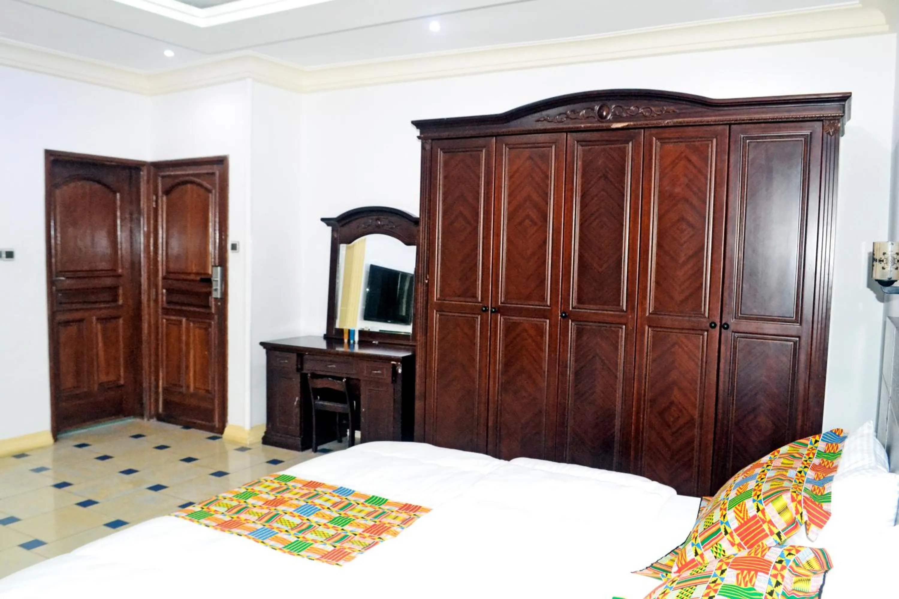 Bed in Beach Sand Hotel & Resort, Cotonou