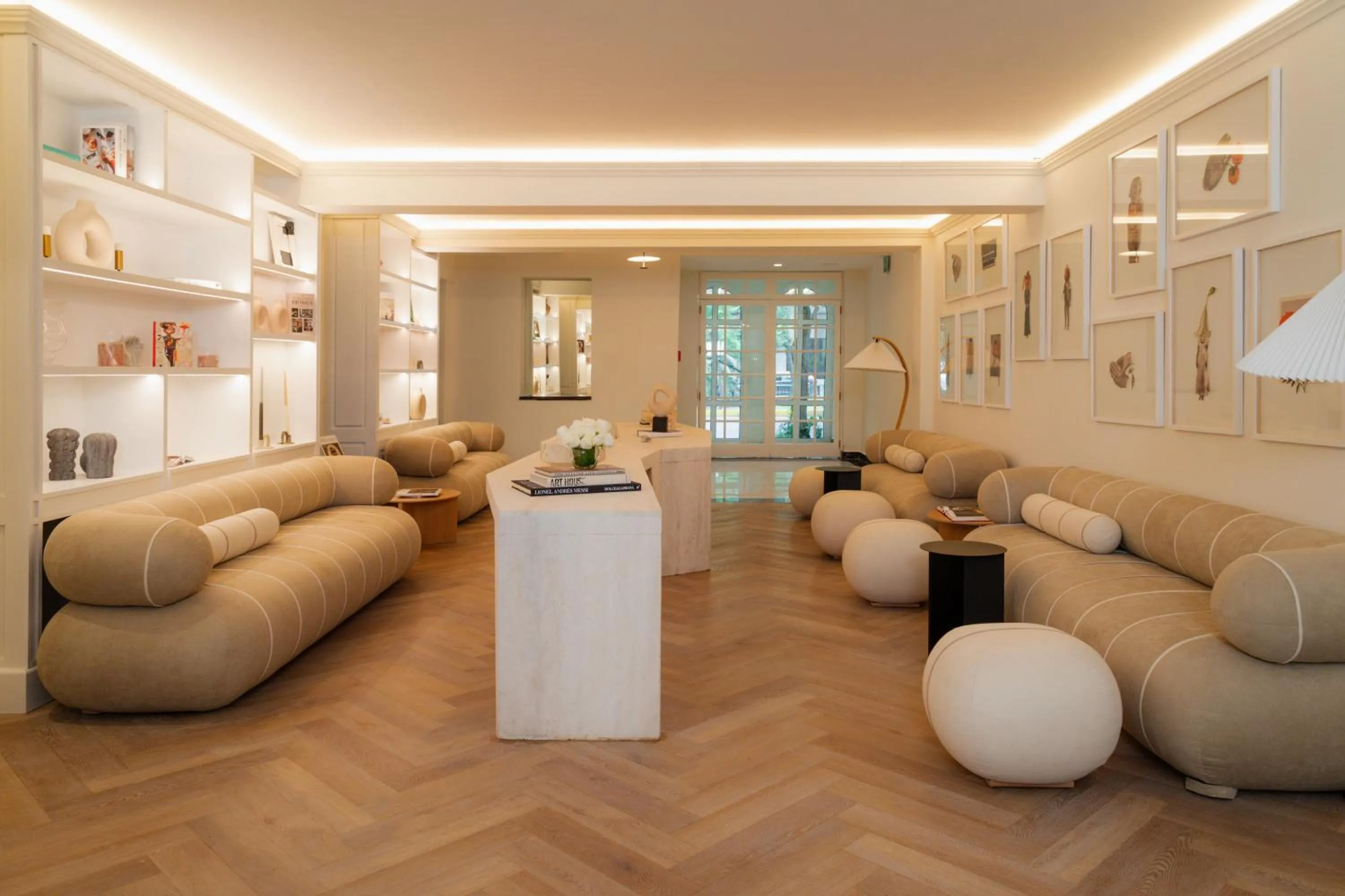 Seating area in Casona Roma Norte