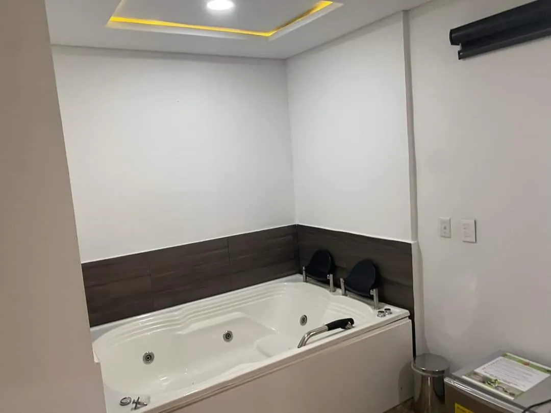 Bath in Hotel deluxe oasis de la colina boutique