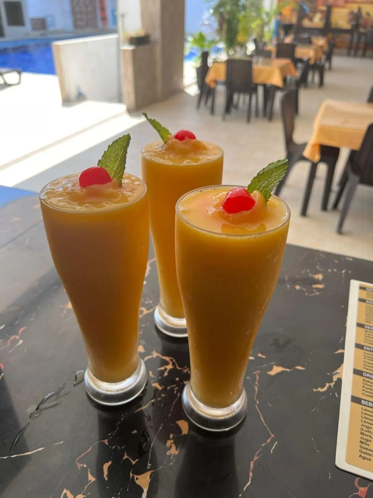 Food and drinks in Hotel deluxe oasis de la colina boutique