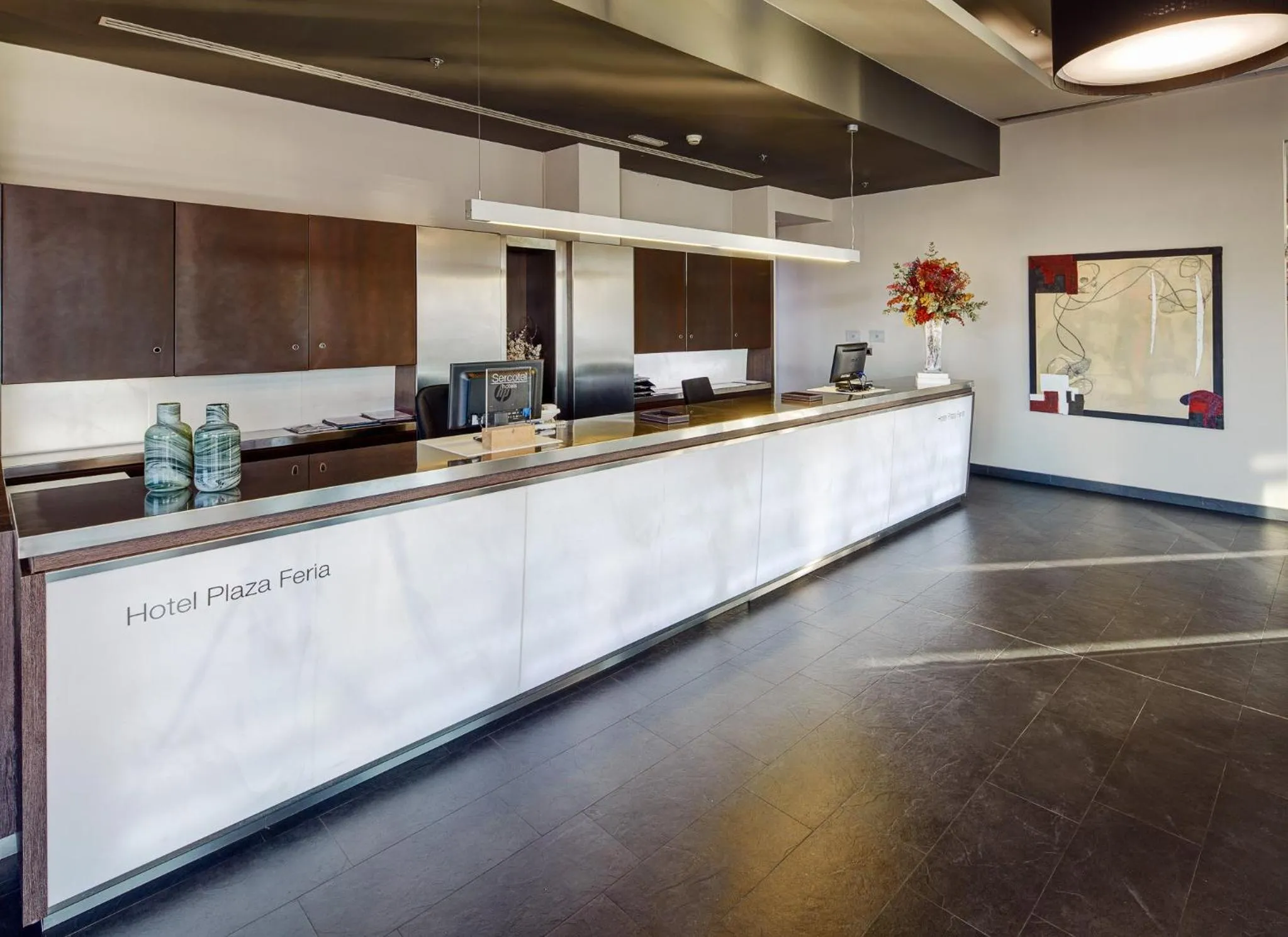 Lobby or reception in Sercotel Plaza Feria