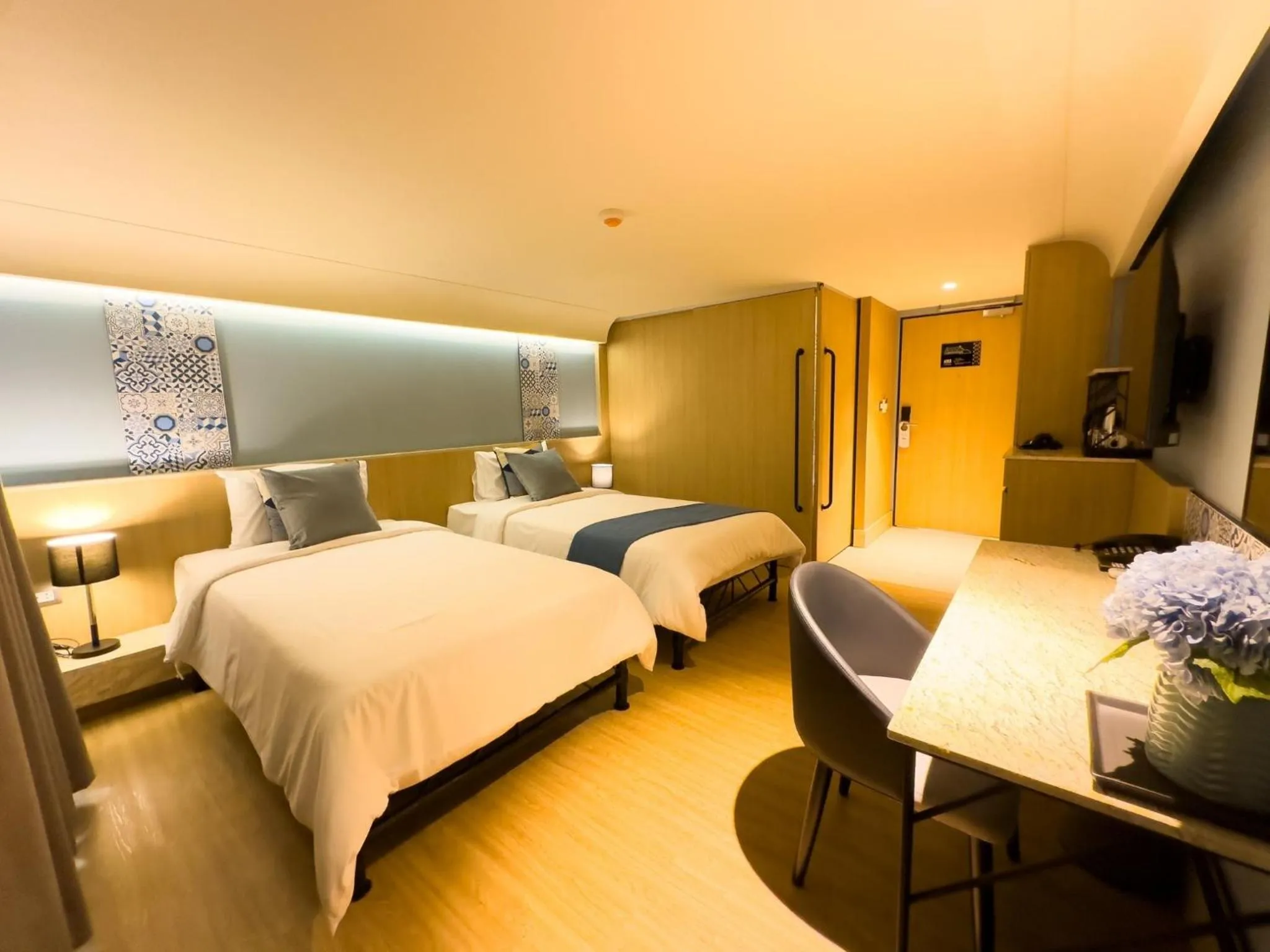 Bed in Kastel Bangkok Hotel