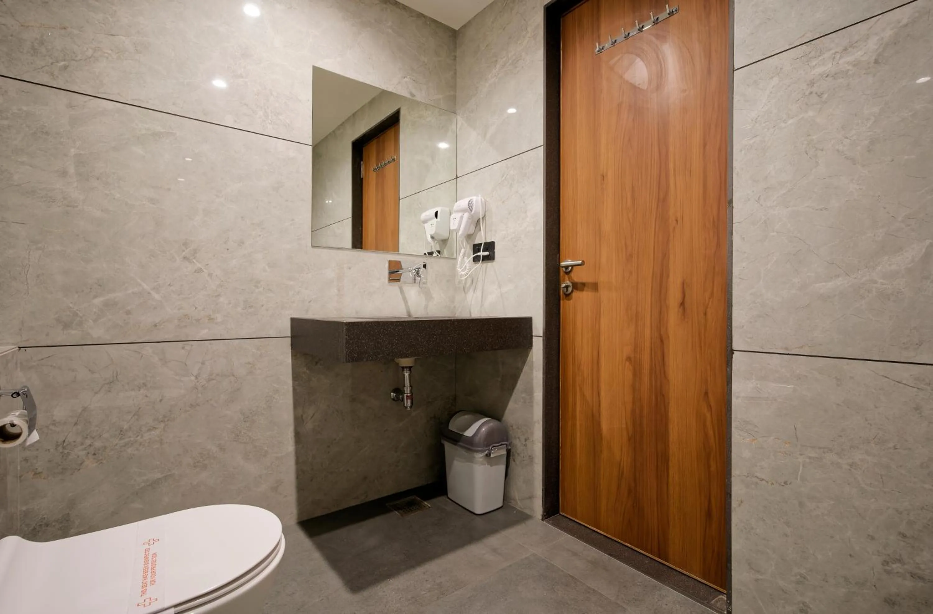 Bathroom in Plenteous Inn
