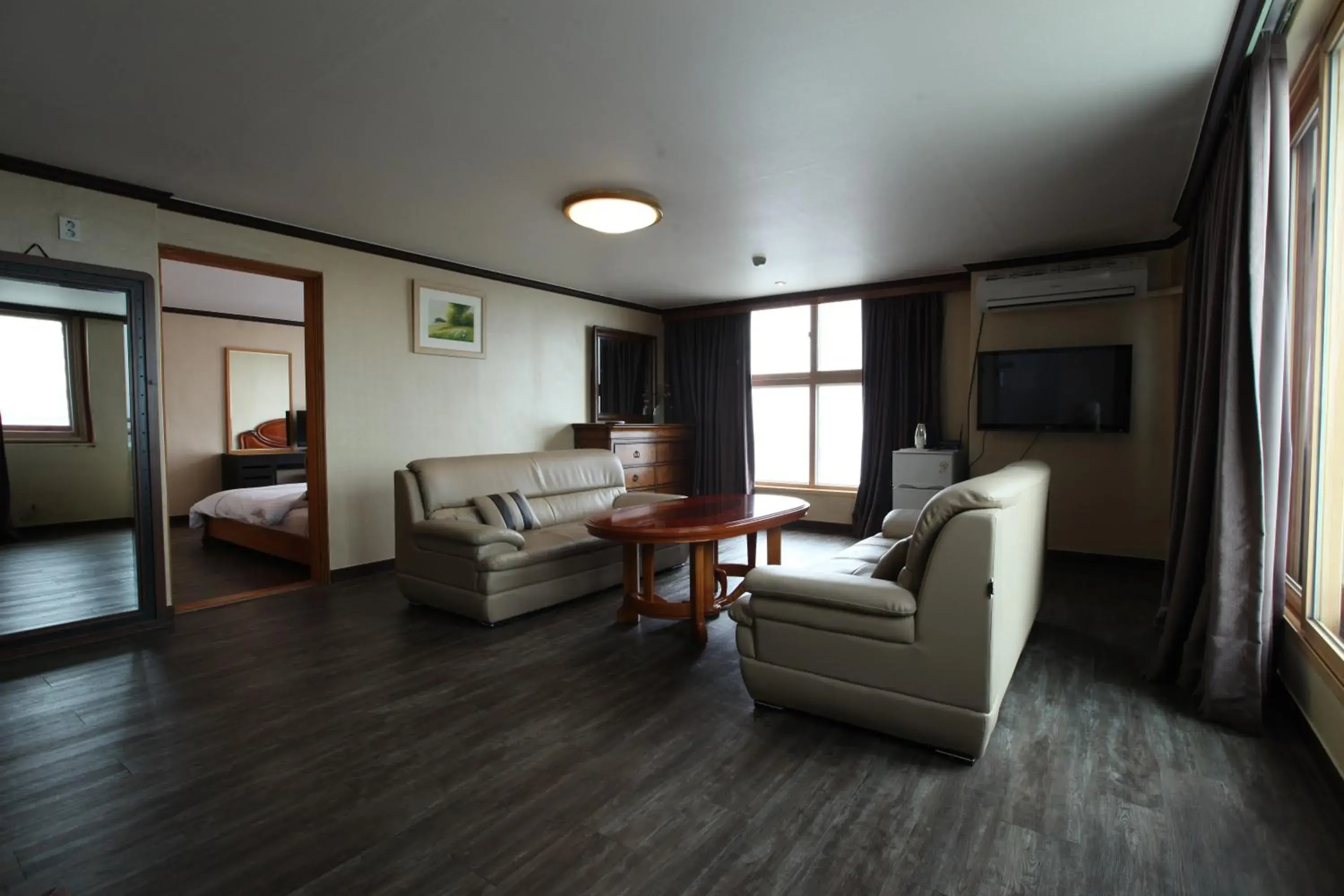 Living room in Benikea Hotel Mountain & Ocean Daepohang Living room in Benikea Hotel Mountain & Ocean Daepohang