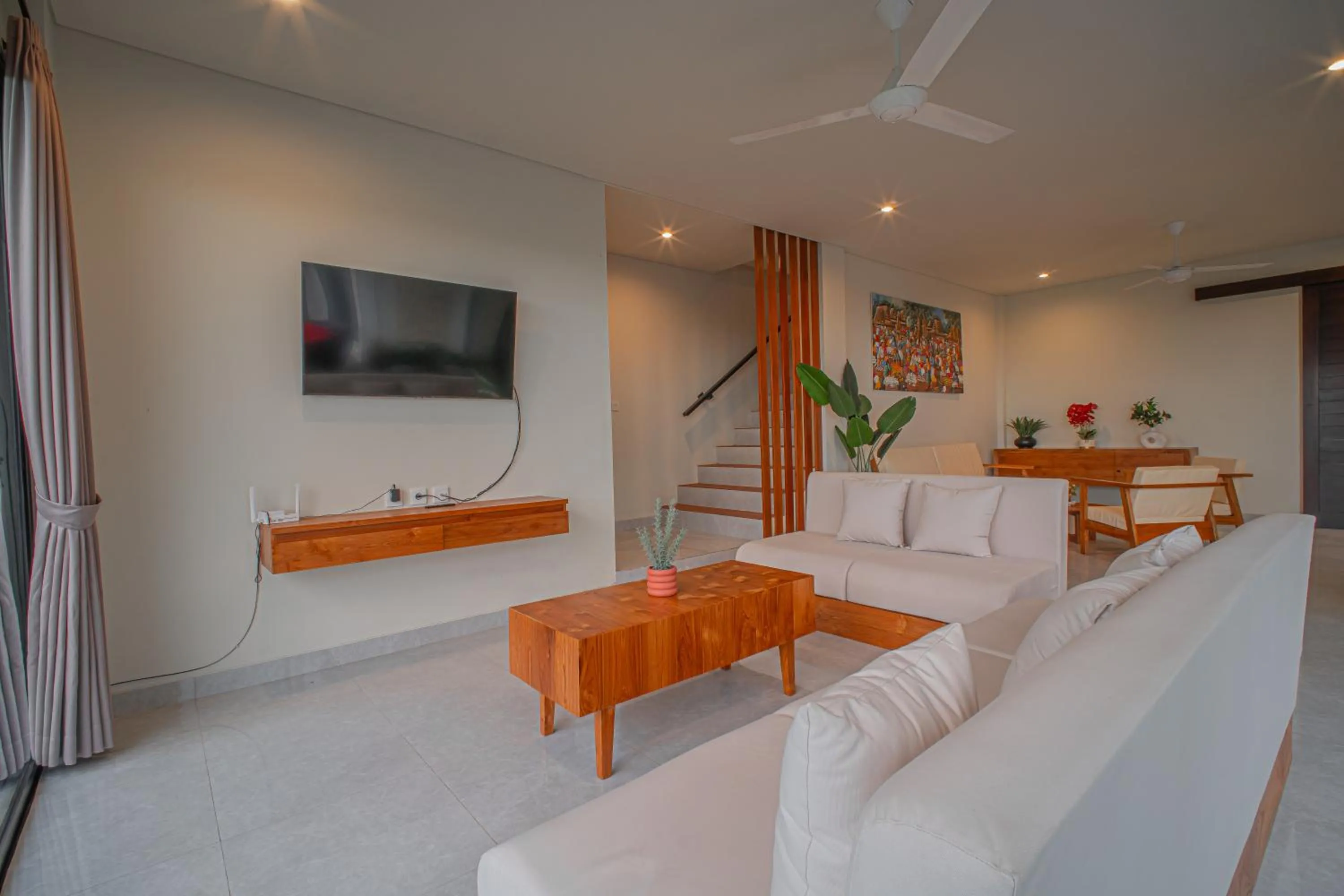 TV and multimedia in Mahadewi Sunset Villa