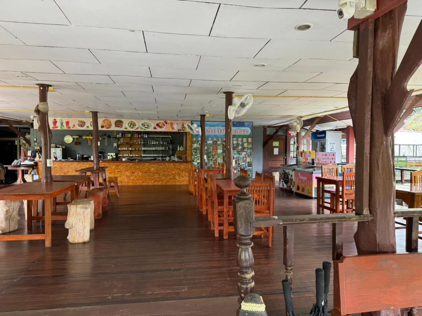 On-site shops in Khao Sok Jungle Huts Resort