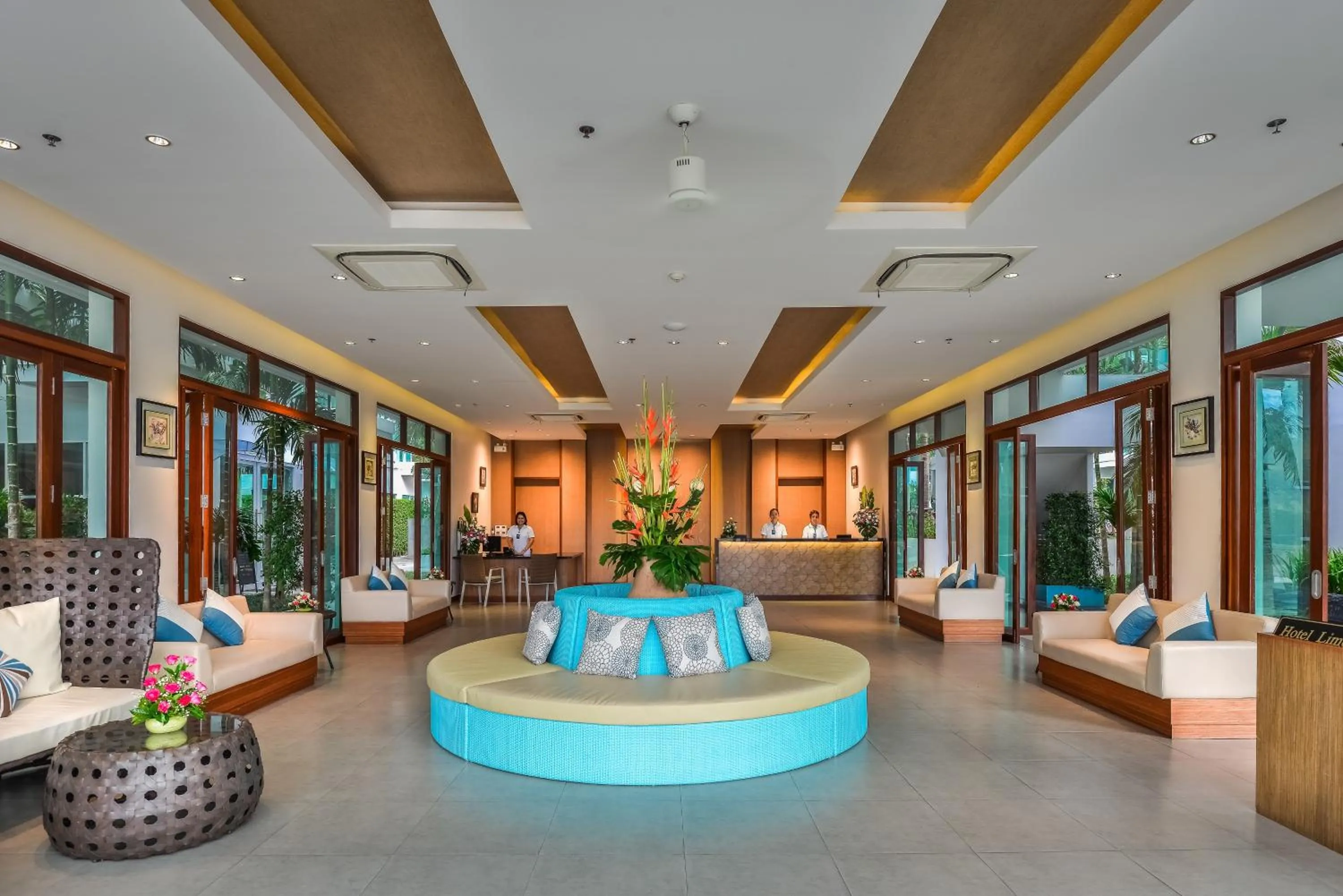 Patio in Fishermens Harbour Urban Resort - SHA Extra Plus