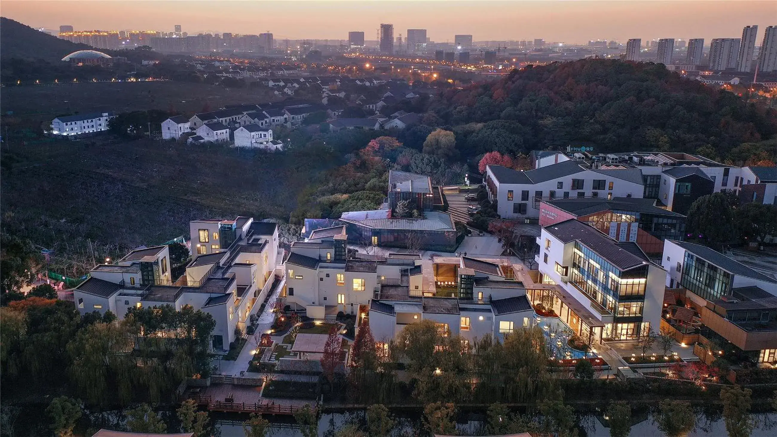 Property building in Blossom House Suzhou Property building in Blossom House Suzhou