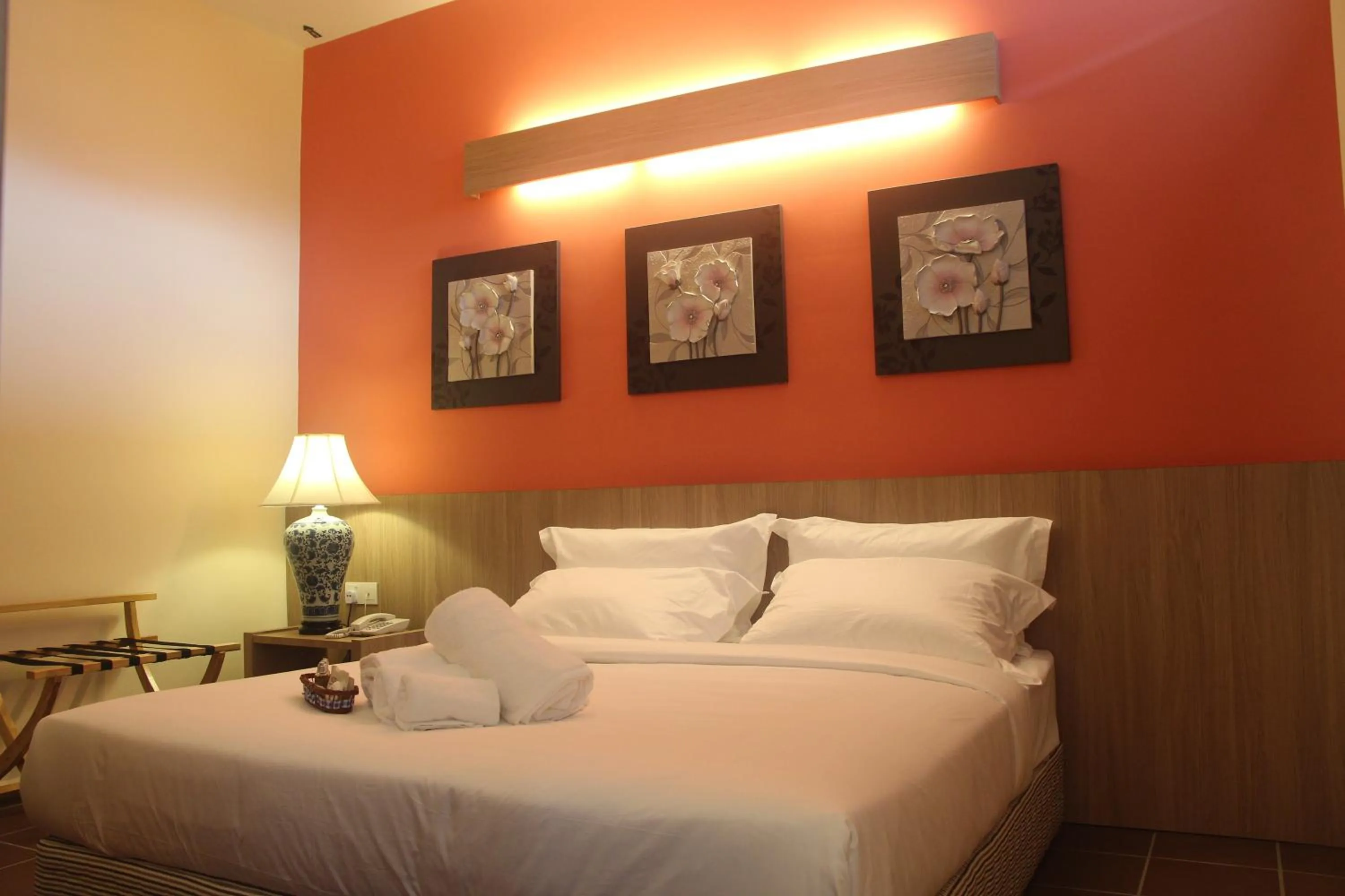 Bedroom, Bed in Fomecs Boutique Hotel, Jonker Street