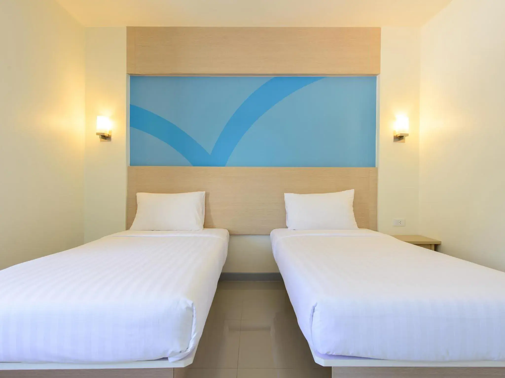 Standard Twin Room in HOP INN Mae Sot Building A Standard Twin Room in HOP INN Mae Sot Building A