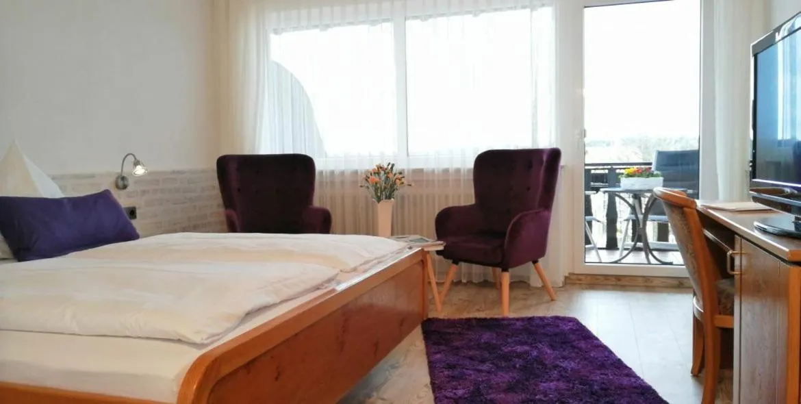 Photo of the whole room, Bed in Schwarzwald Sonnenhof