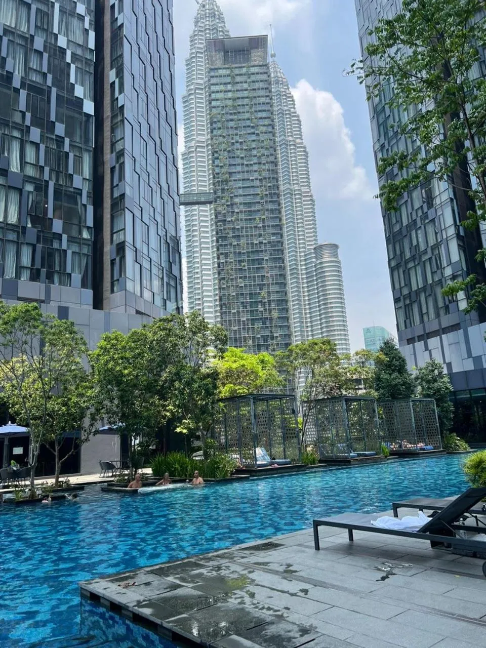 Garden in Star Residence By M&T