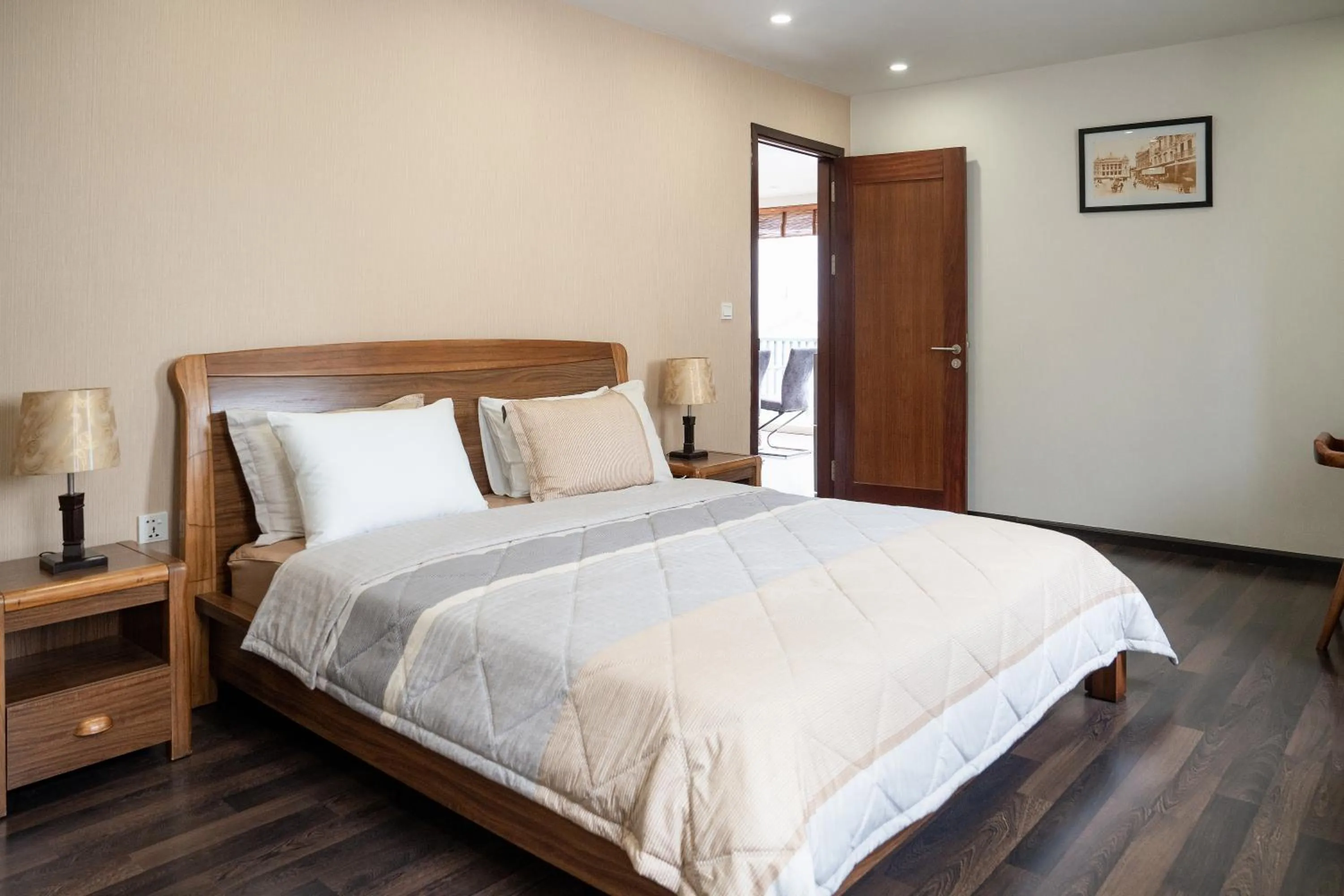 Bed in Viet Vuong Building Ha Noi Capital