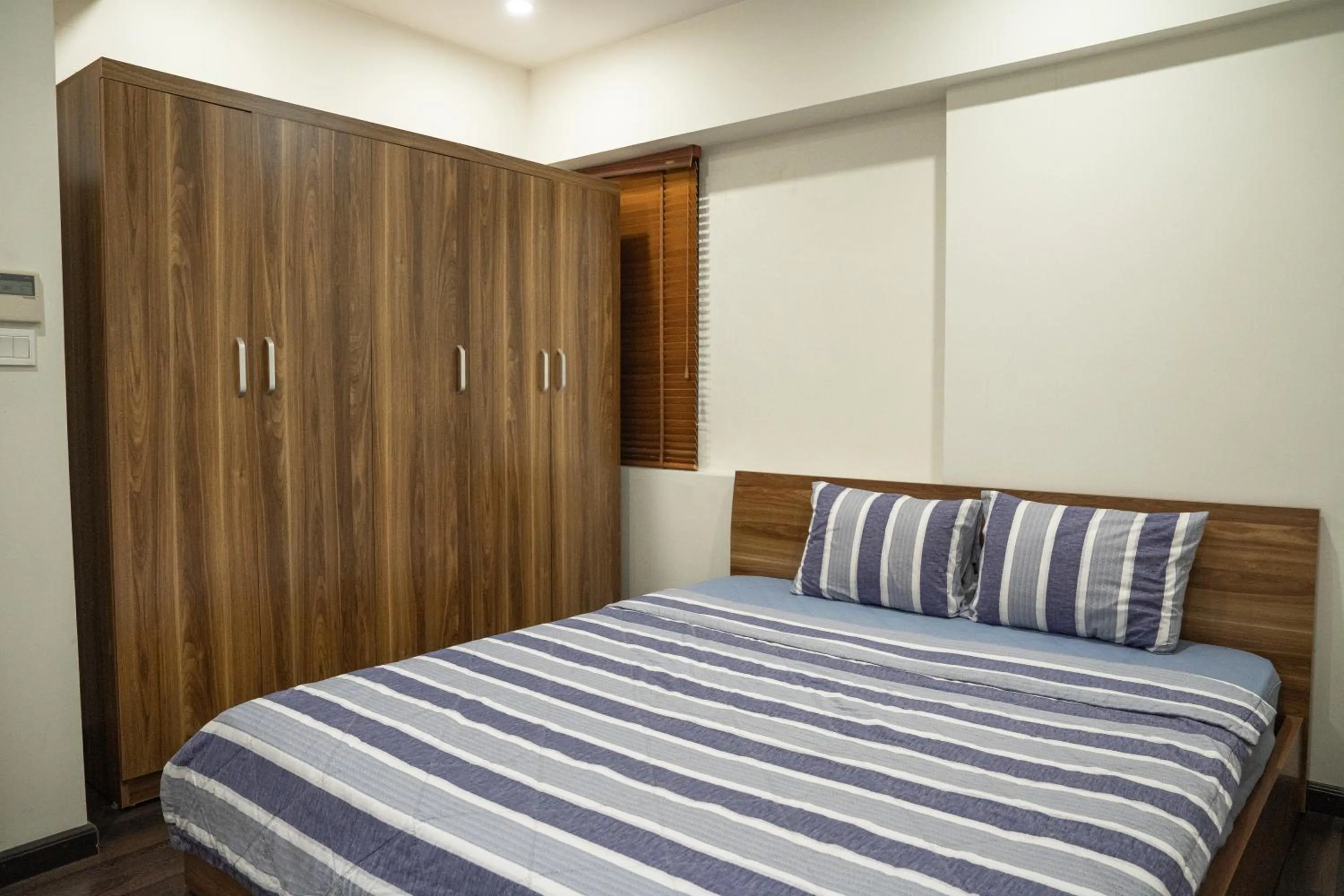 Bed in Viet Vuong Building Ha Noi Capital