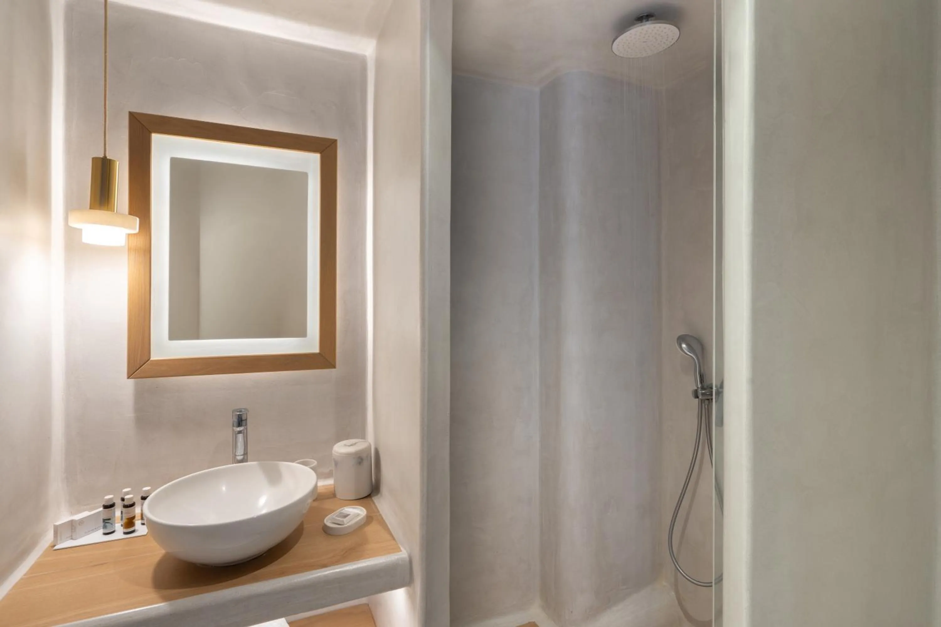 Santorini Kastelli Resort