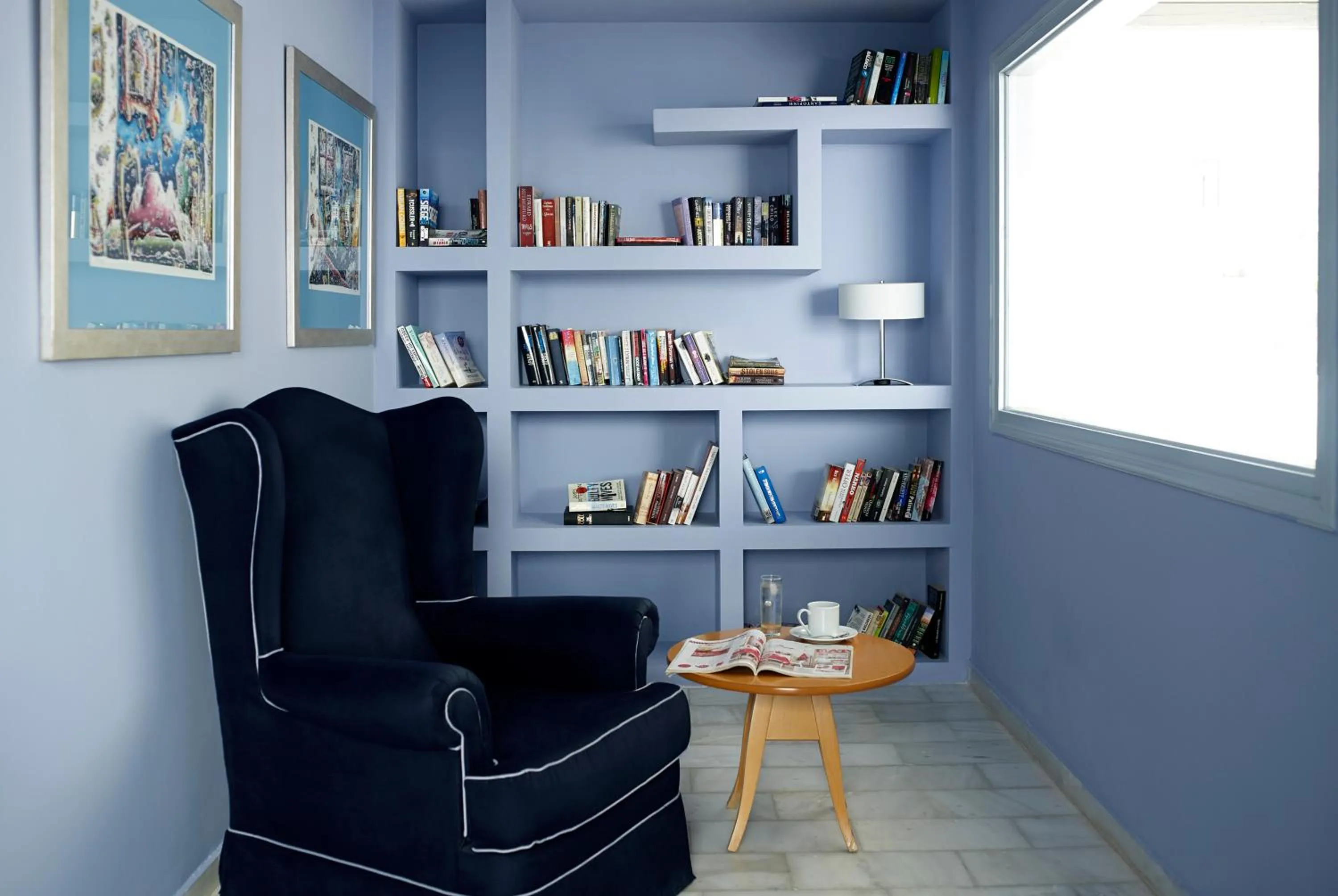 Library in Santorini Kastelli Resort