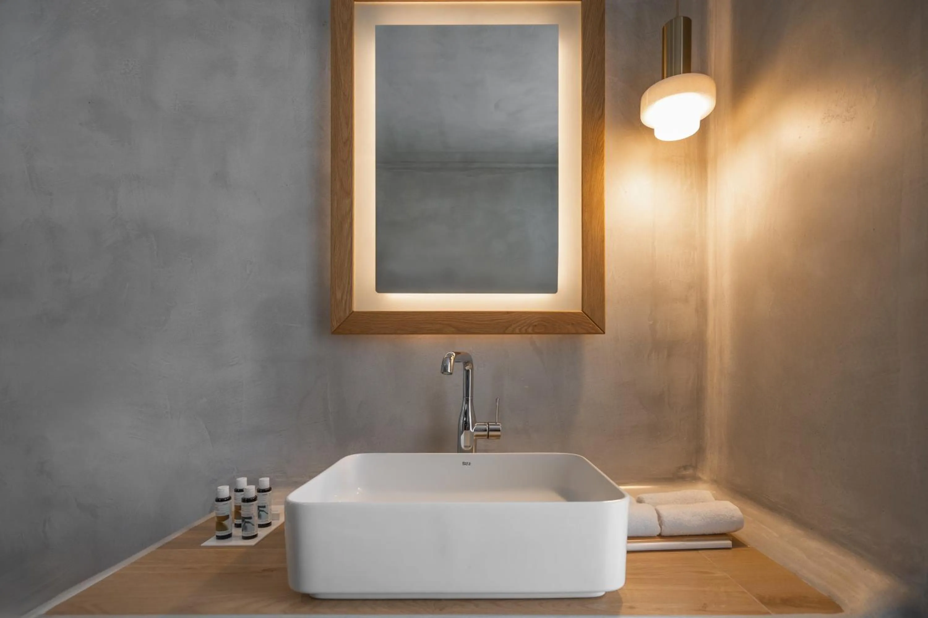 Santorini Kastelli Resort