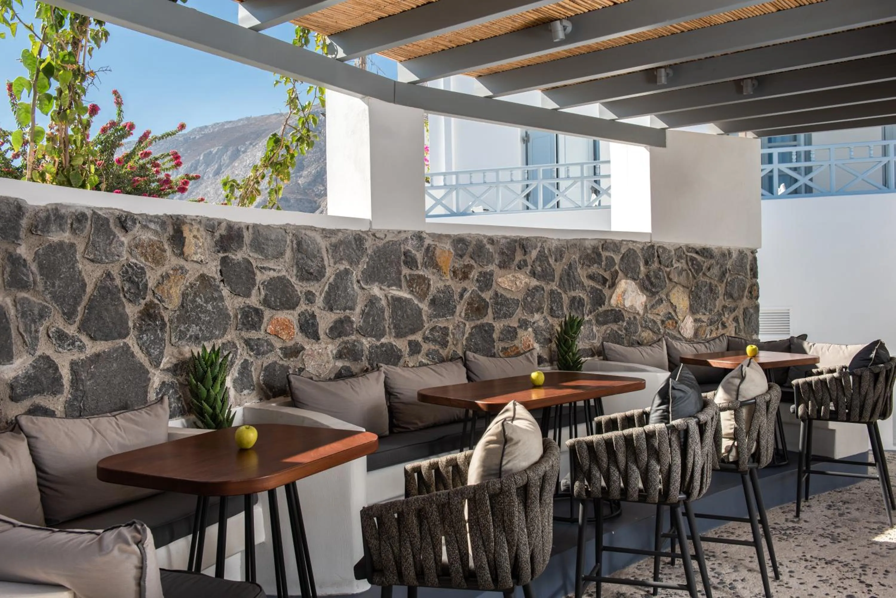 Santorini Kastelli Resort