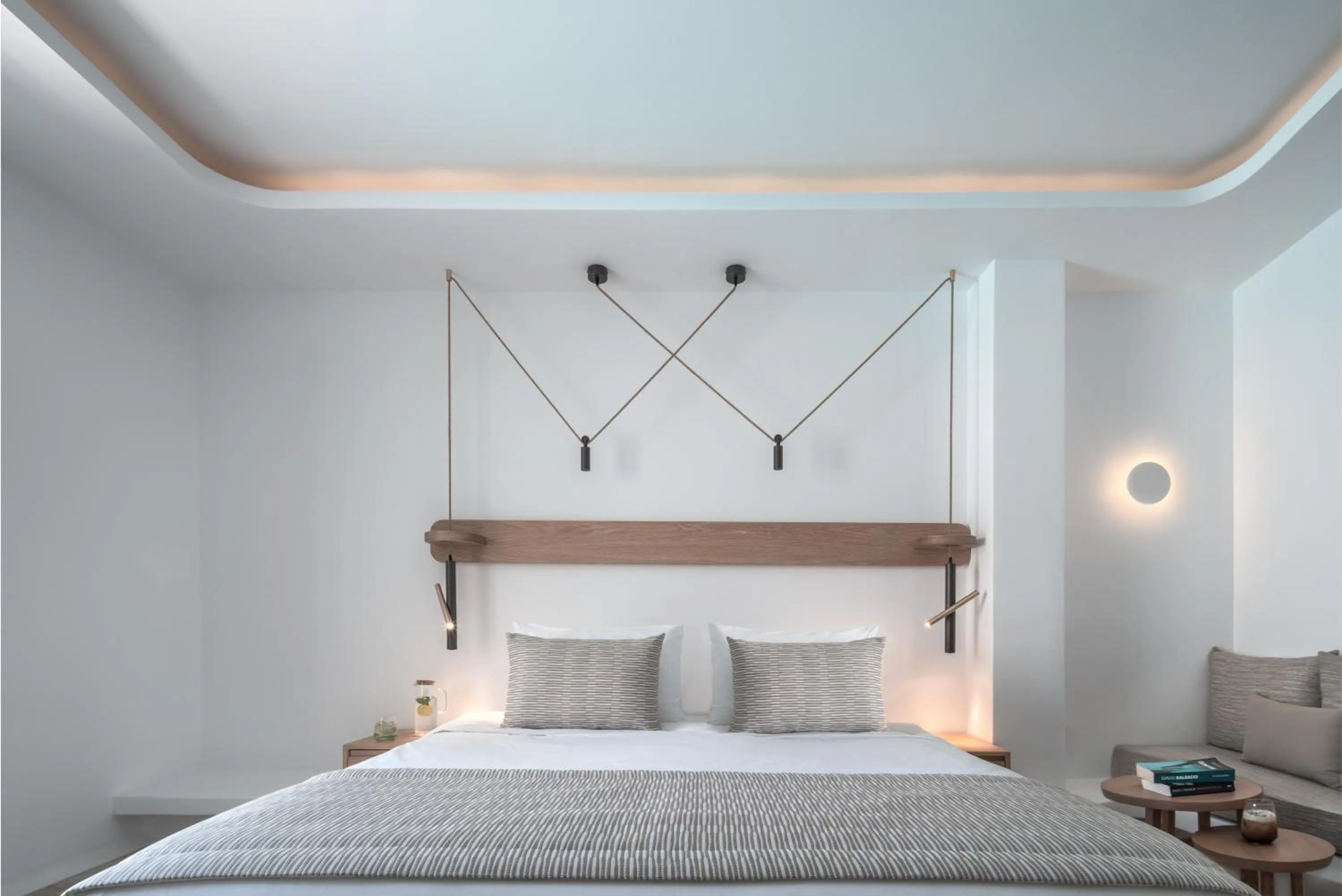 Bed in Santorini Kastelli Resort