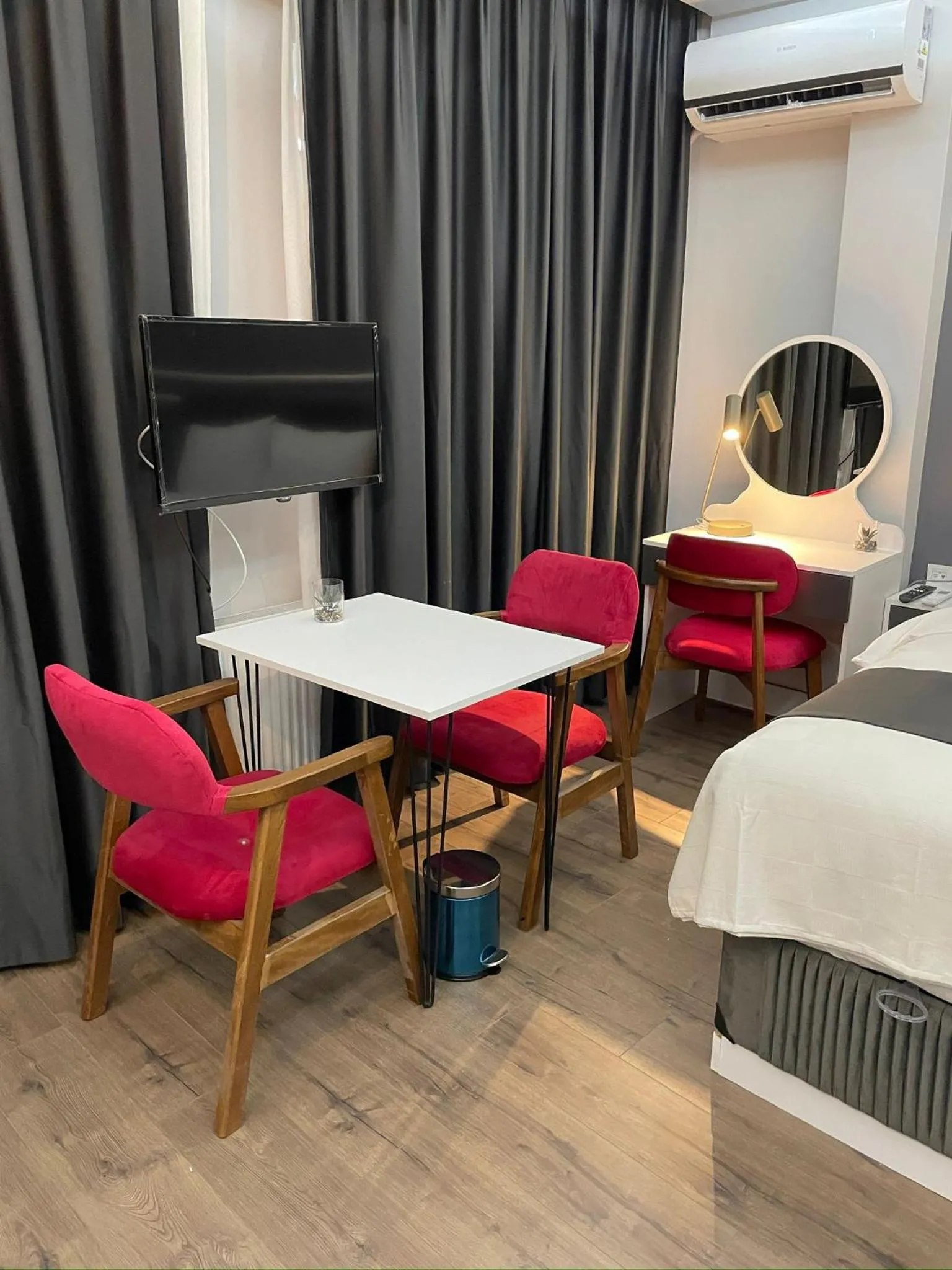 Living room in Fabesco Suite