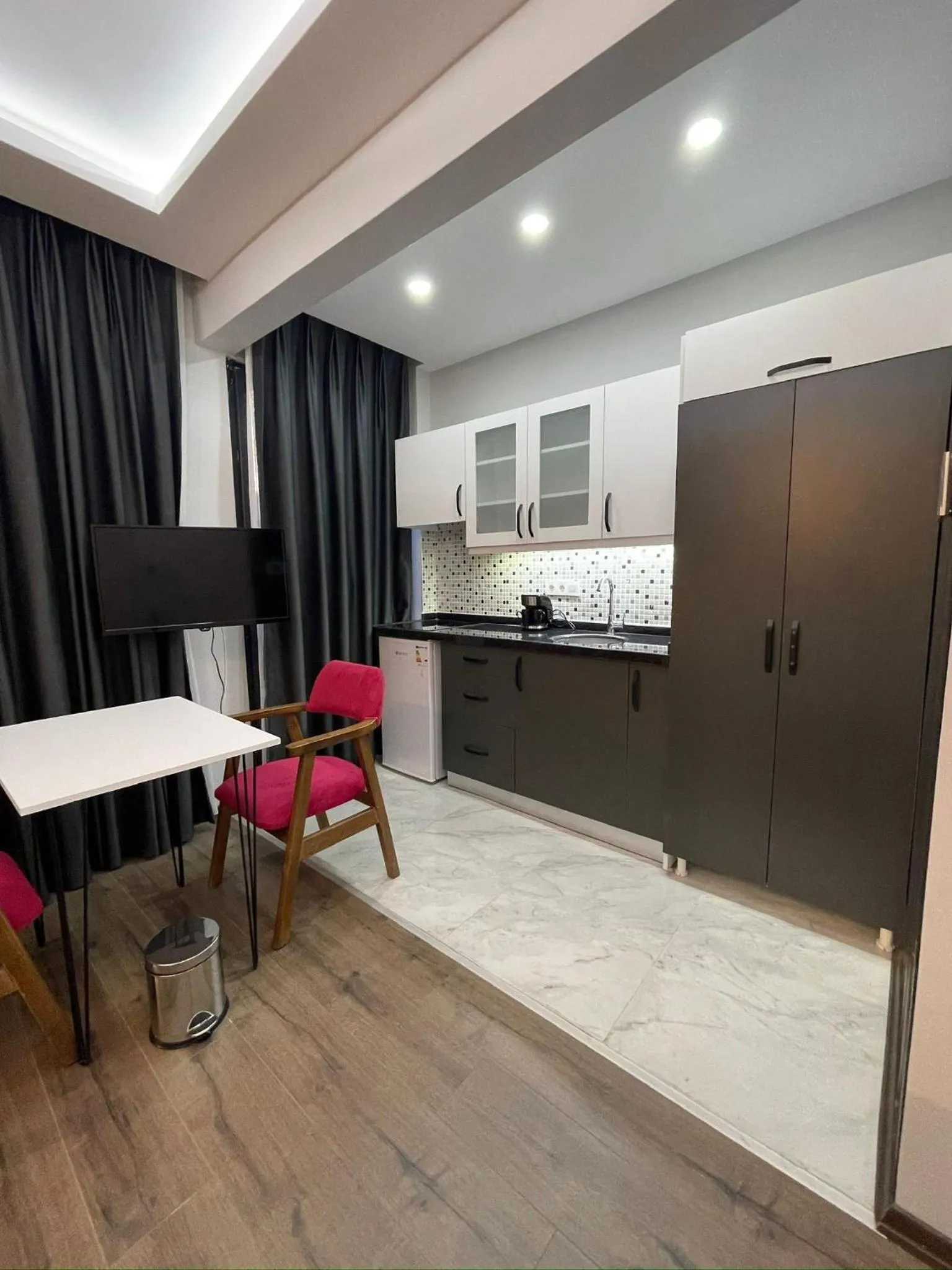 Kitchen or kitchenette in Fabesco Suite