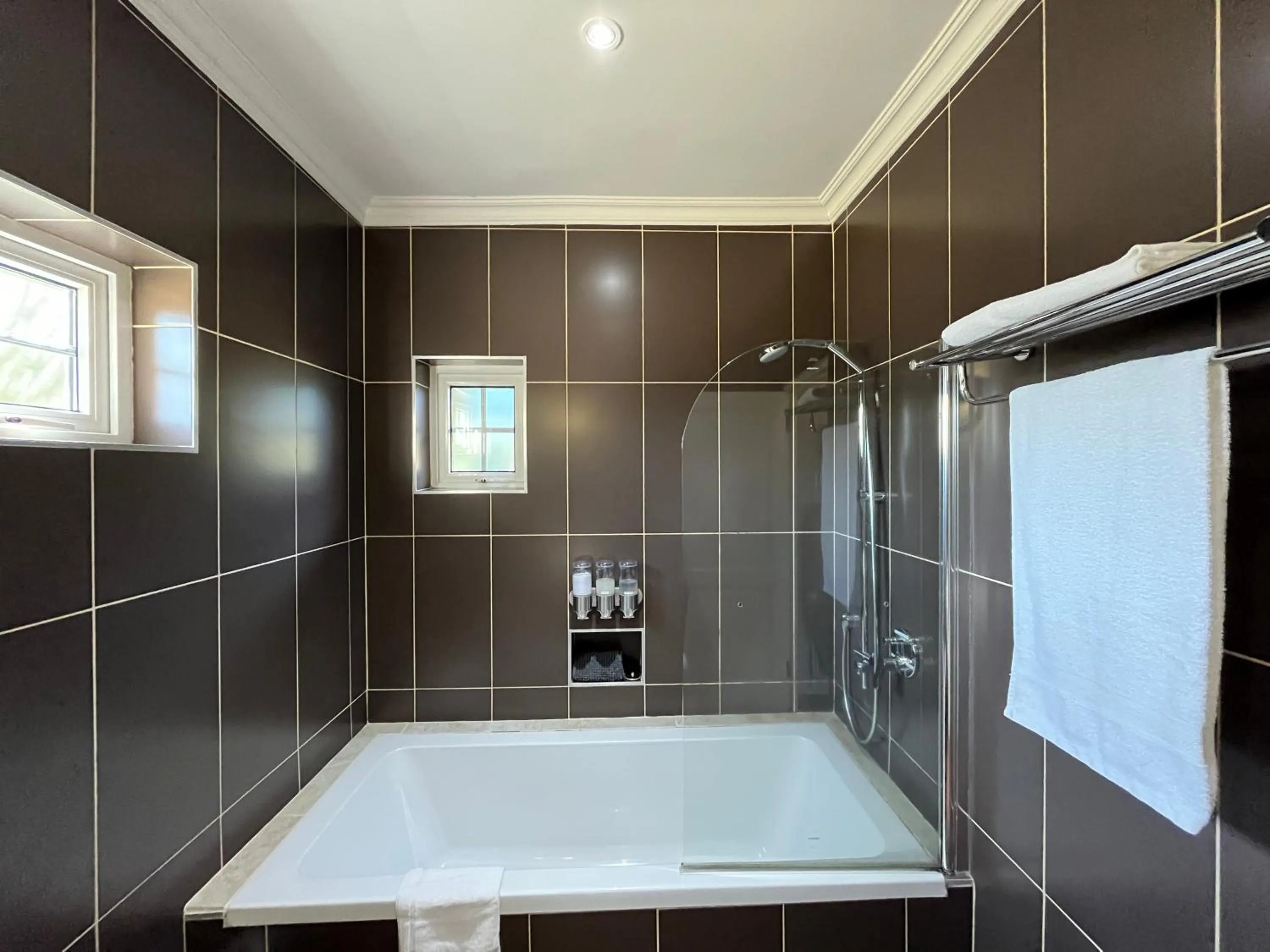 Shower in ilanda Guest House