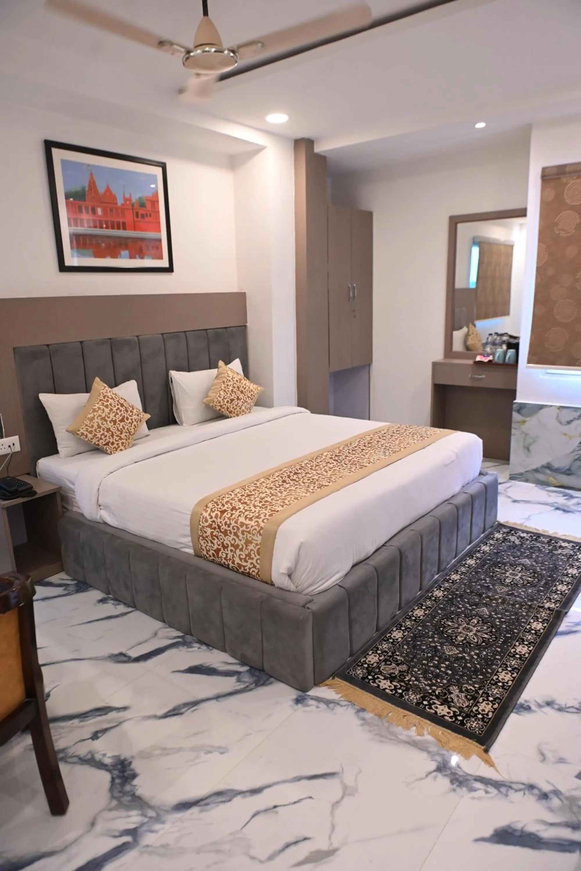 Hotel Varuna Grand