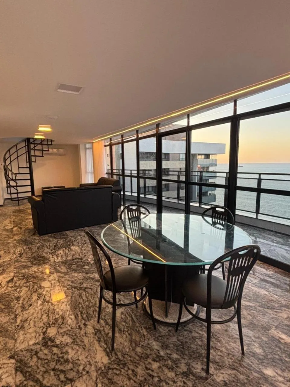 Royal Exclusive access to the Pool  in Hotel Brasil Tropical