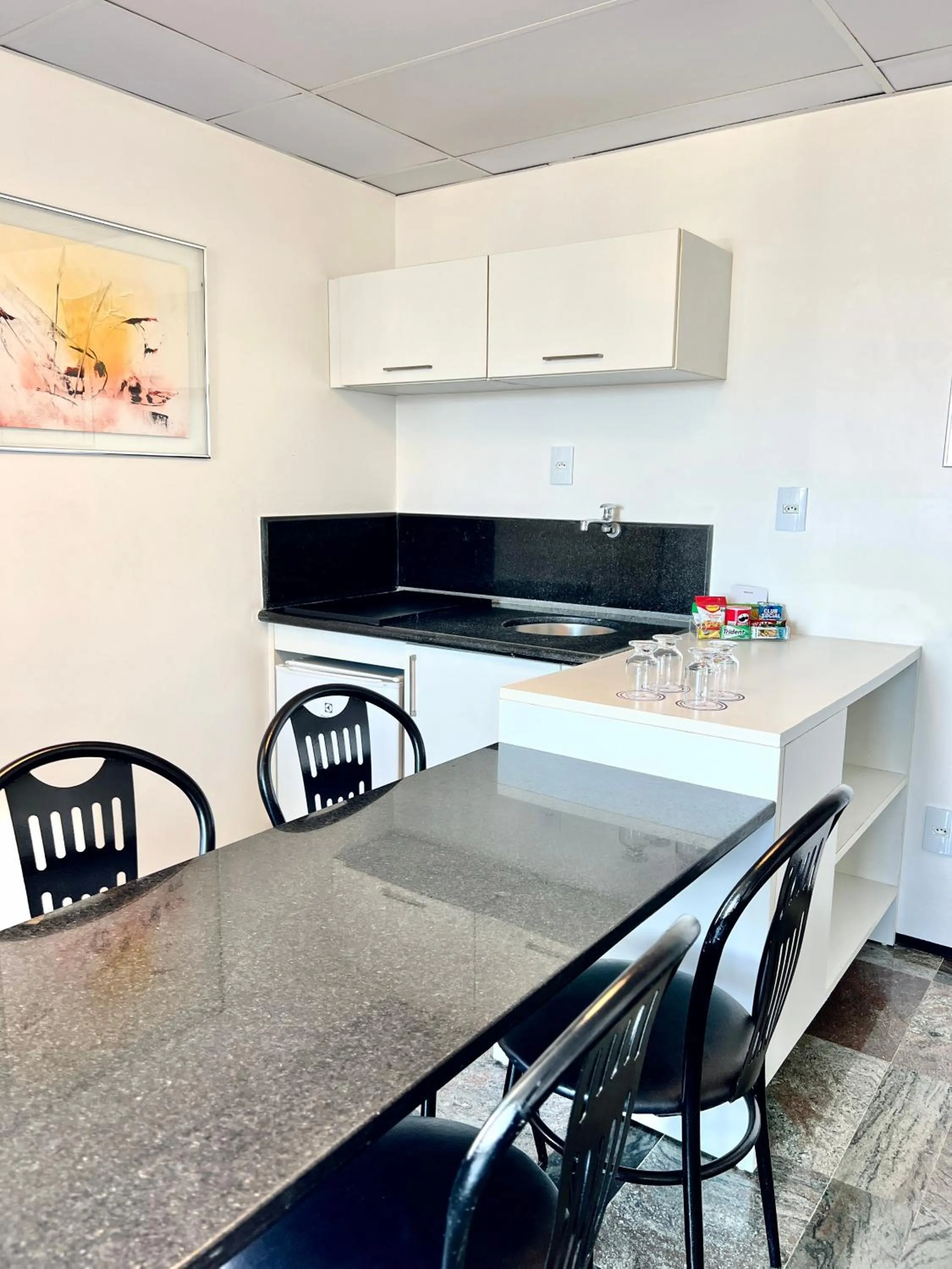 kitchen in Hotel Brasil Tropical