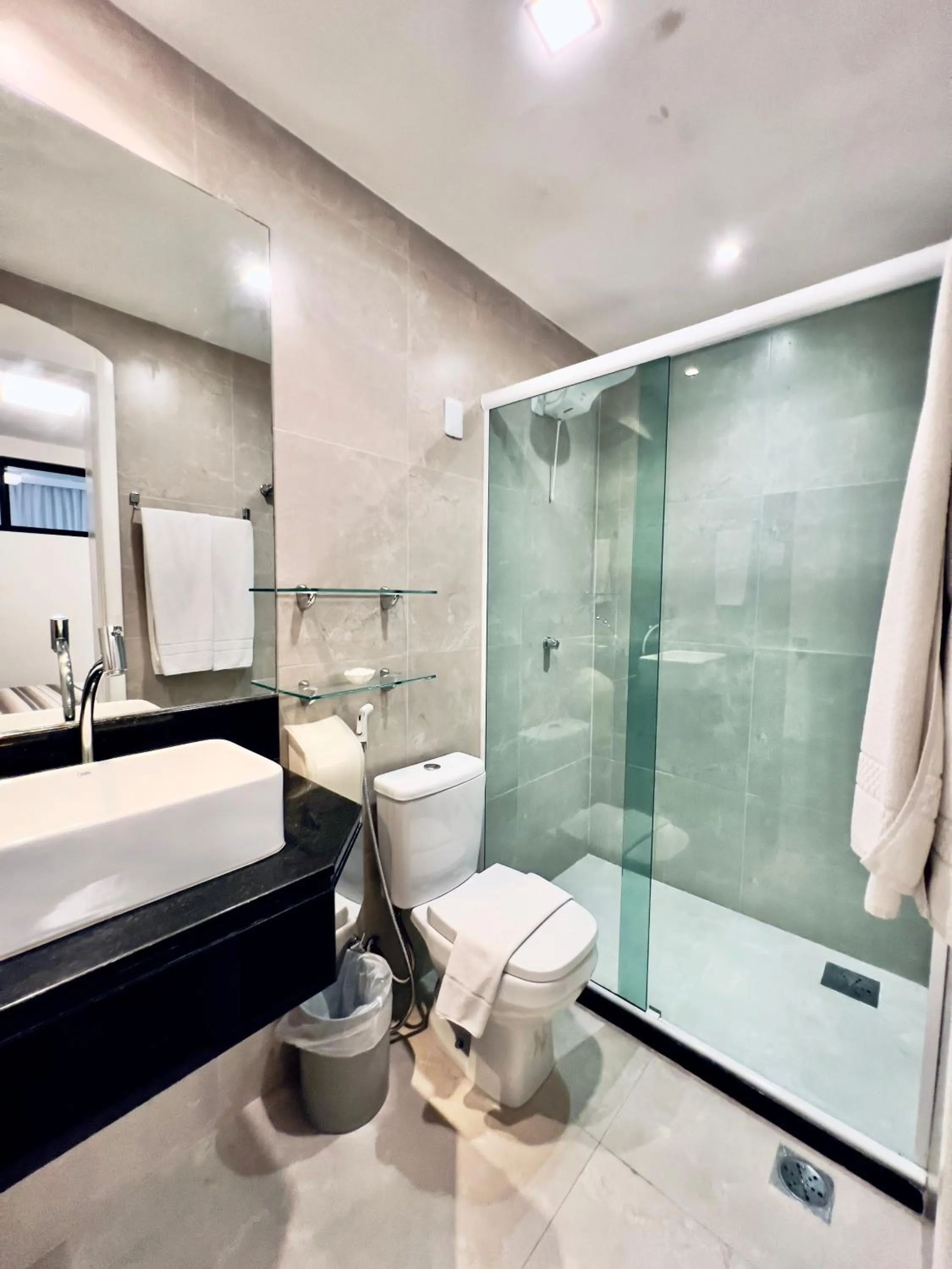 Bathroom in Hotel Brasil Tropical