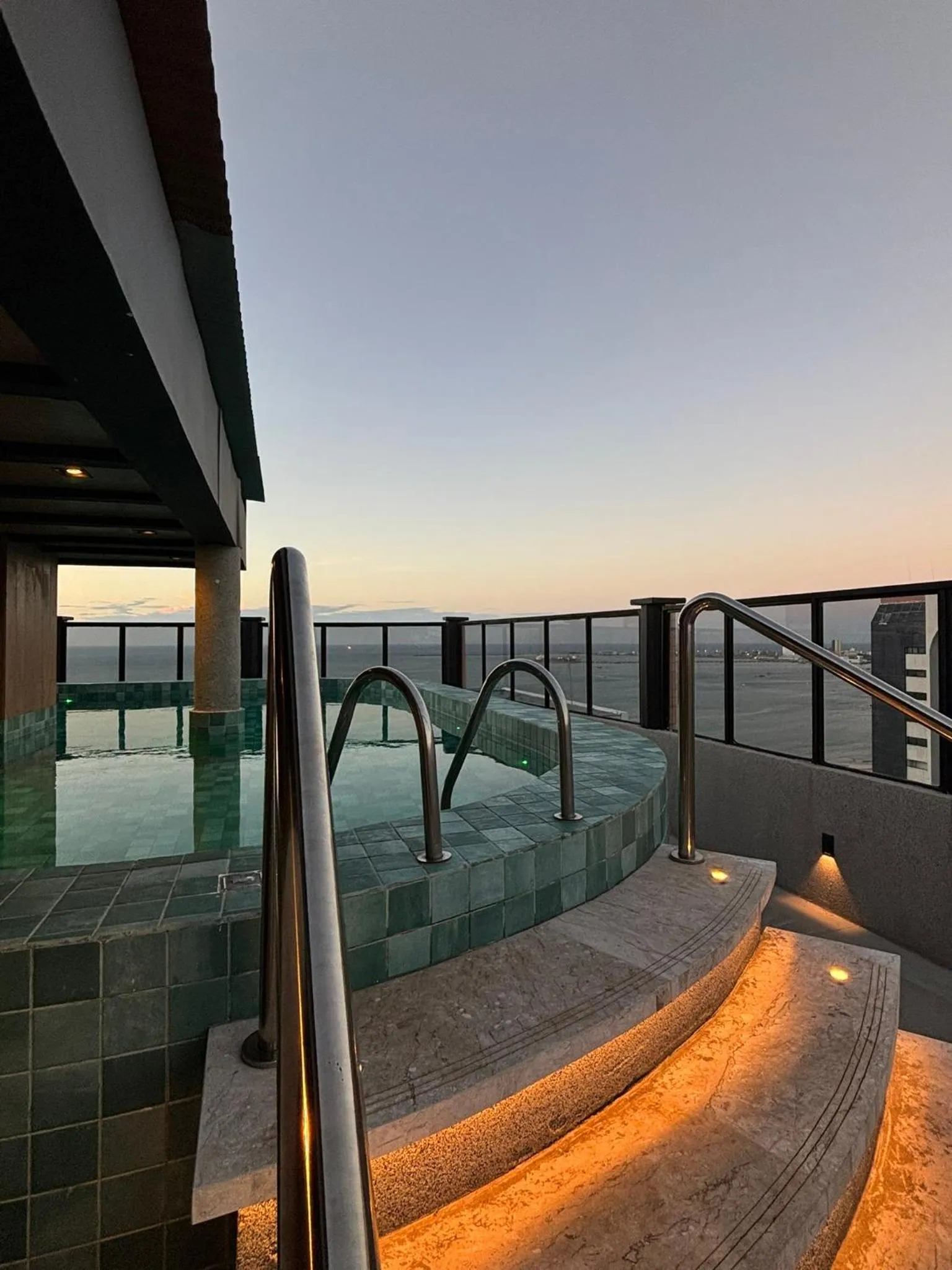 Swimming pool in Hotel Brasil Tropical