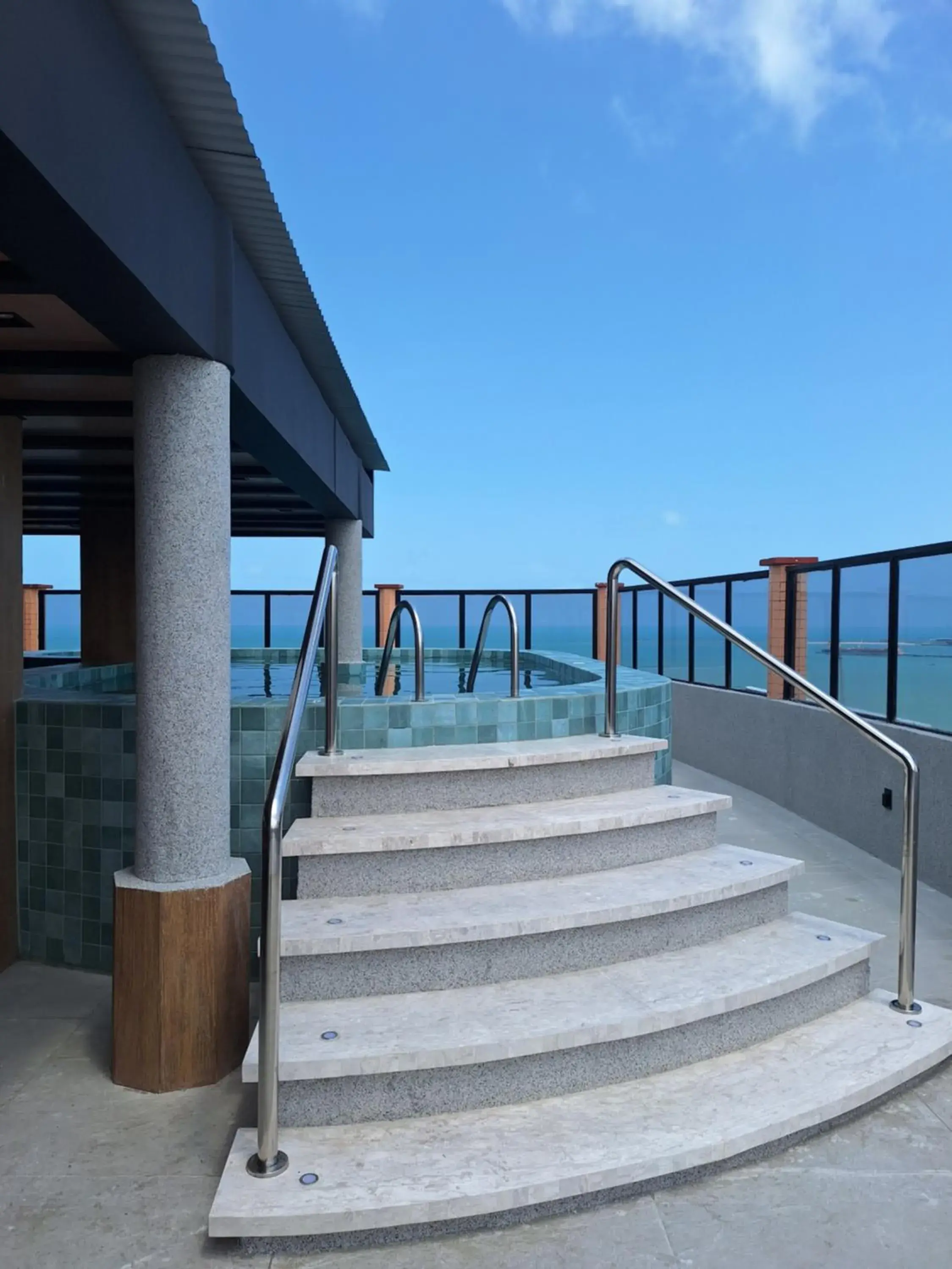 Swimming pool in Hotel Brasil Tropical Swimming pool in Hotel Brasil Tropical