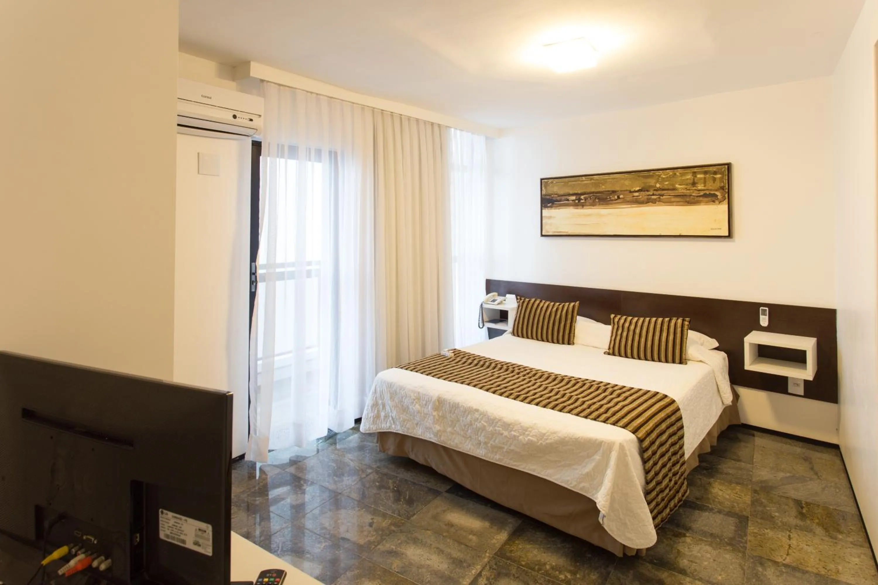 Bedroom, Bed in Hotel Brasil Tropical