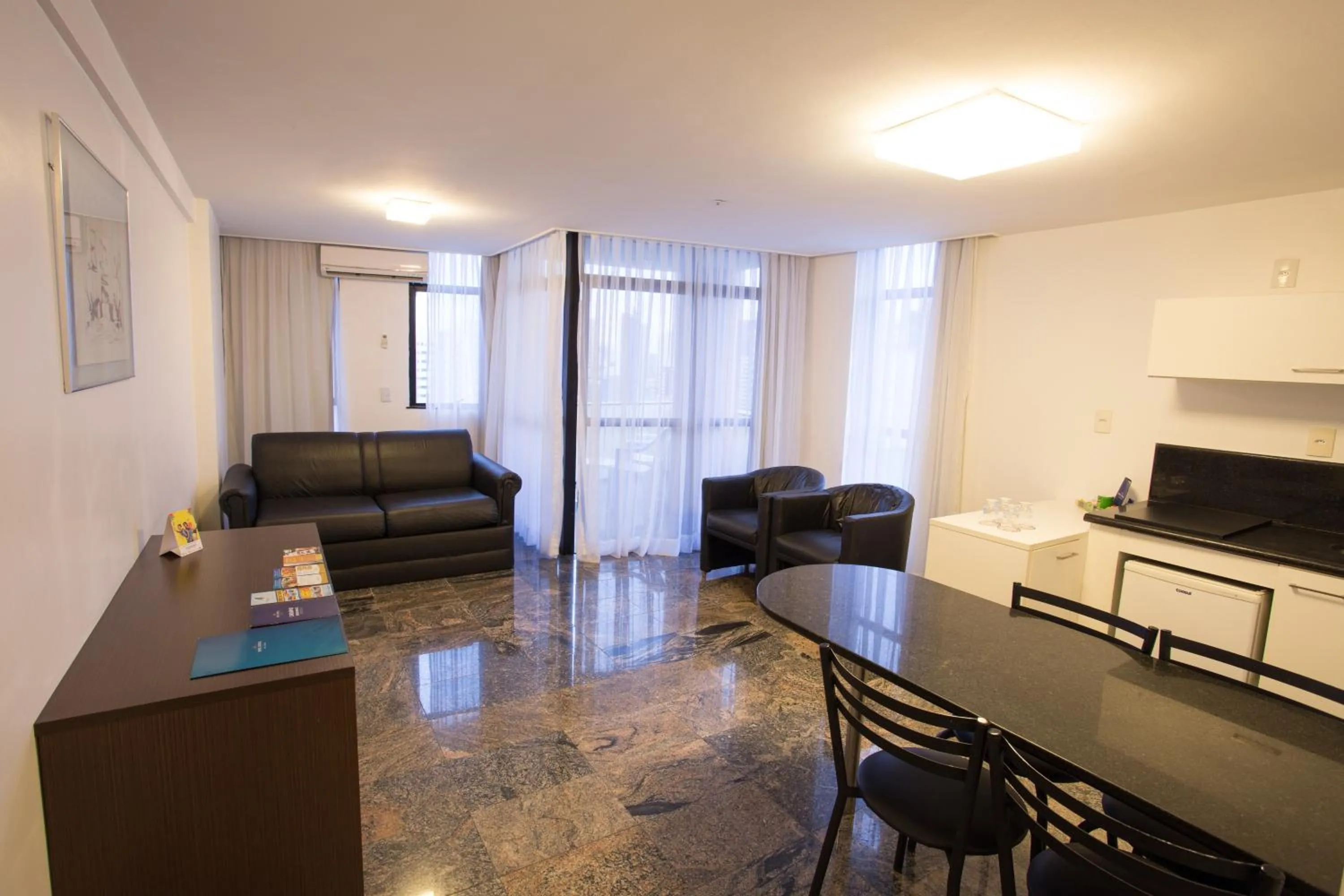 Kitchen or kitchenette in Hotel Brasil Tropical