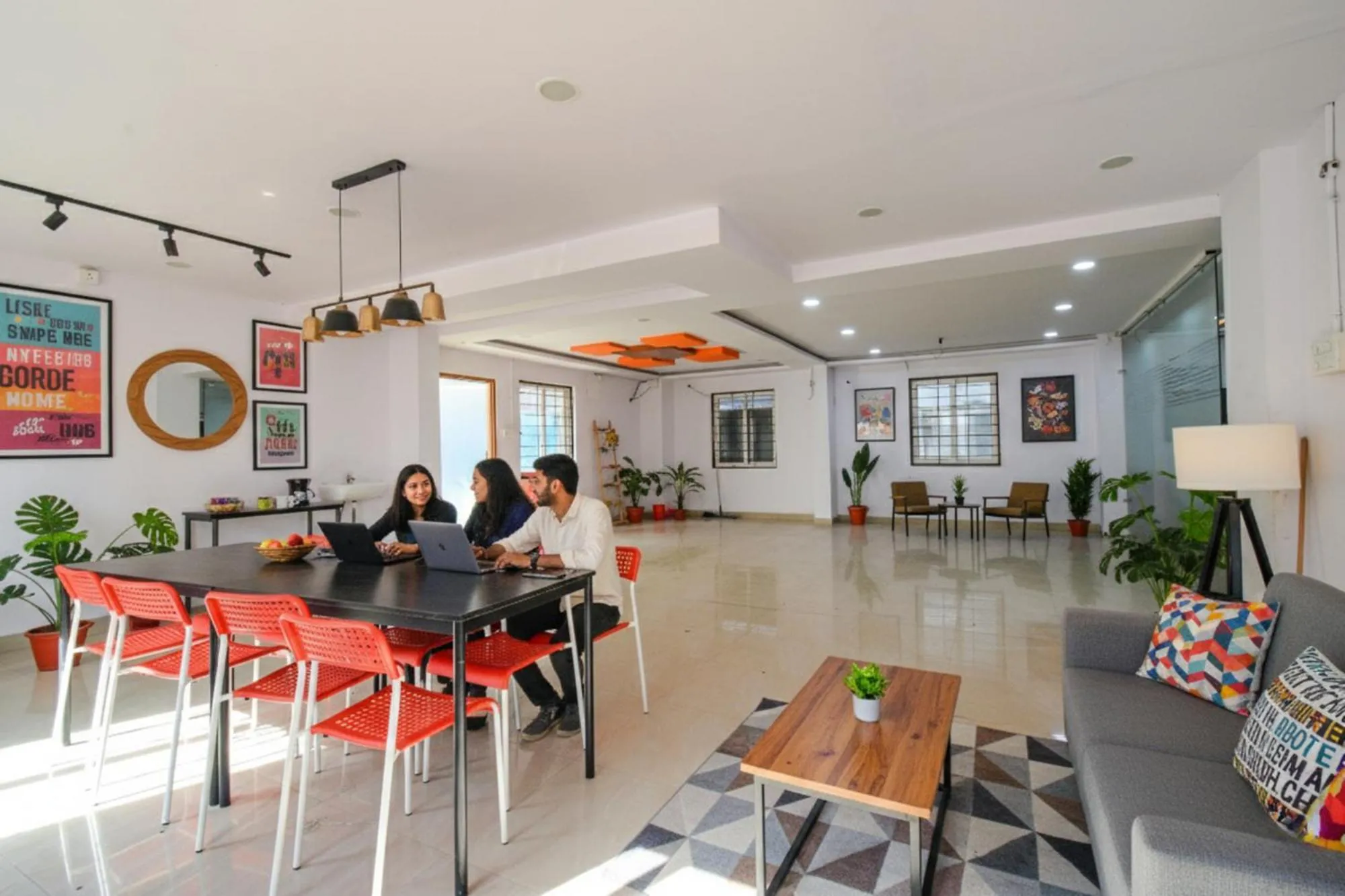 FabHotel N Residency - 350m from Yashoda Hospital, Hitech City