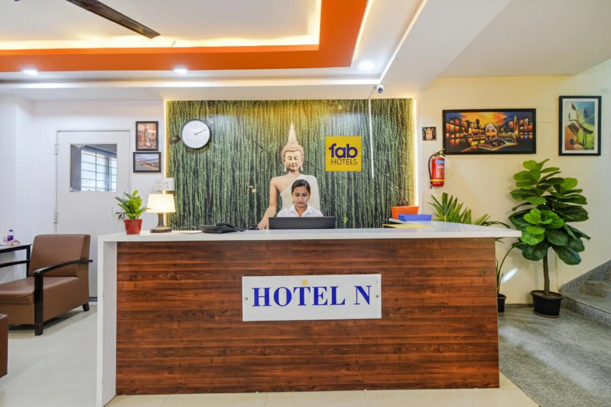 FabHotel N Residency - 350m from Yashoda Hospital, Hitech City